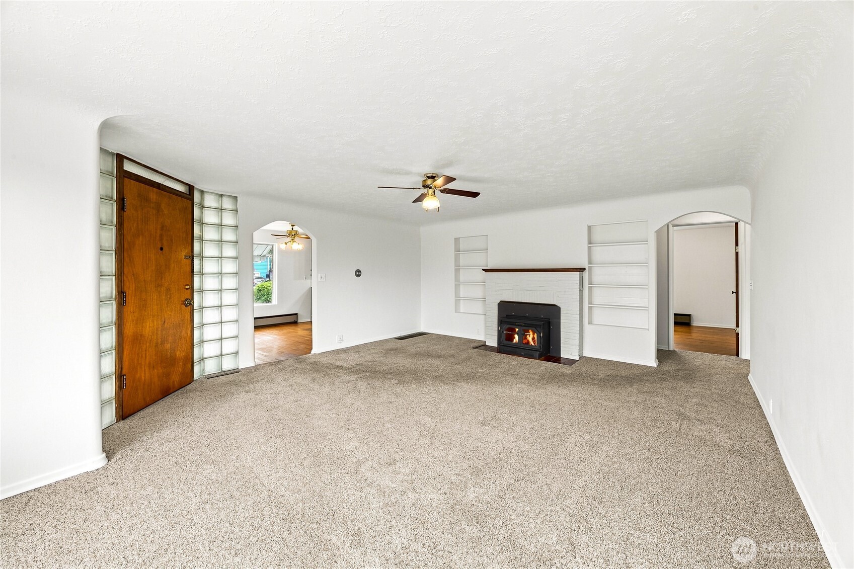 15852 7th Avenue Property Photo 8