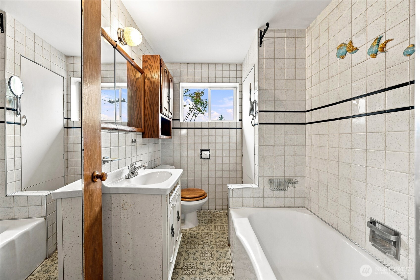 15852 7th Avenue Property Photo 14