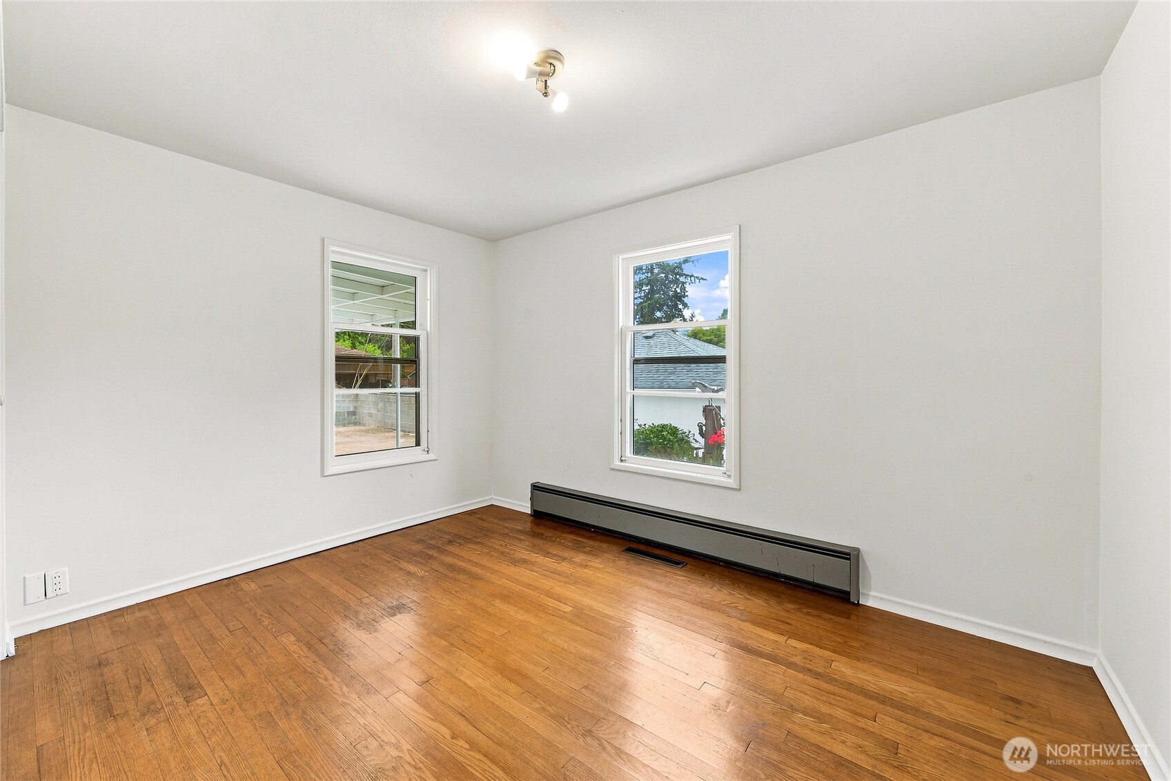 15852 7th Avenue Property Photo 16