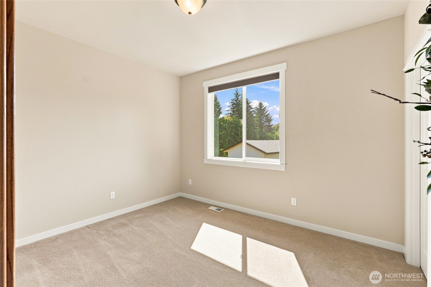 10929 204th Avenue Property Photo 19