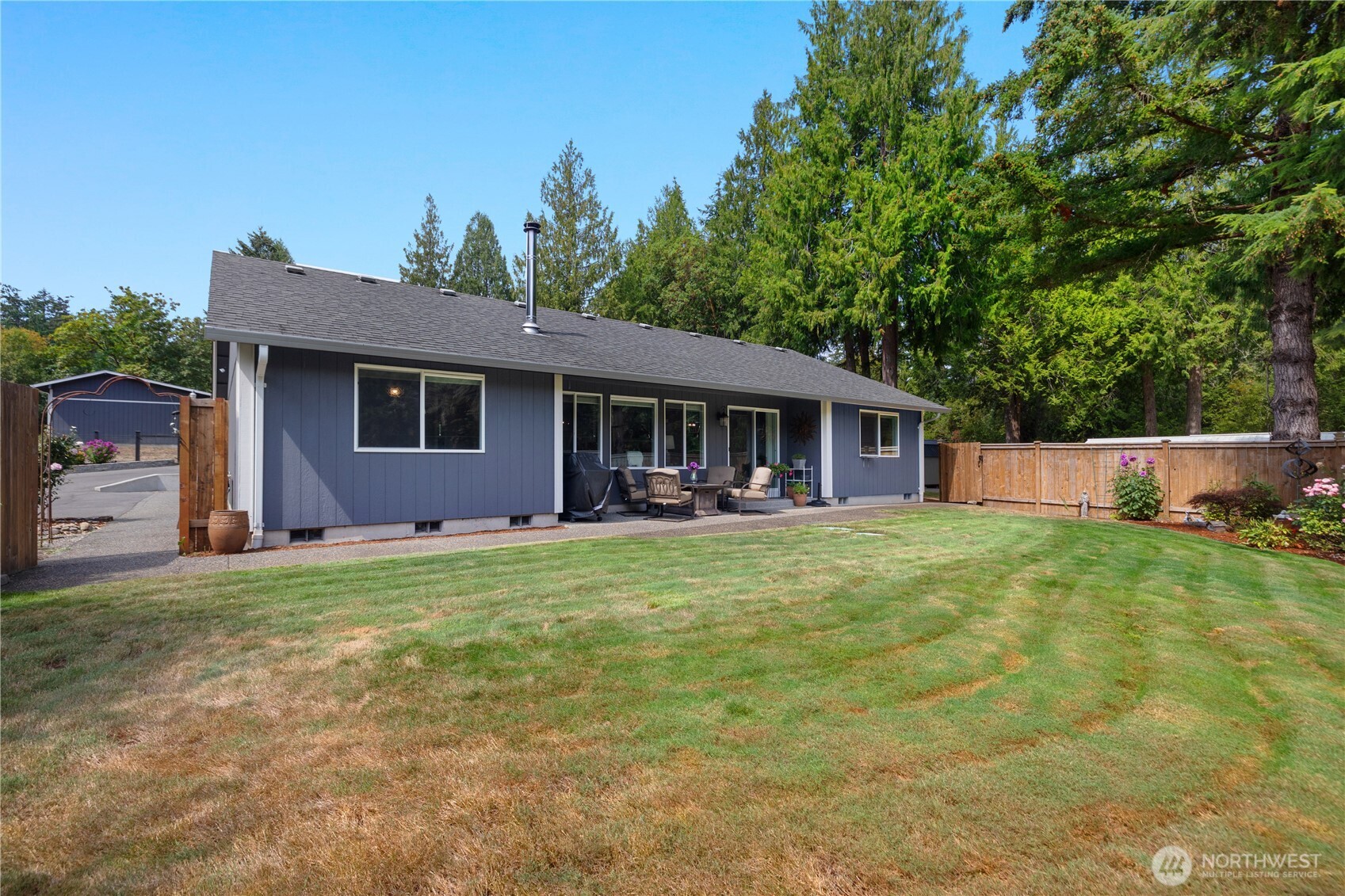 6424 75th Avenue Property Photo 6