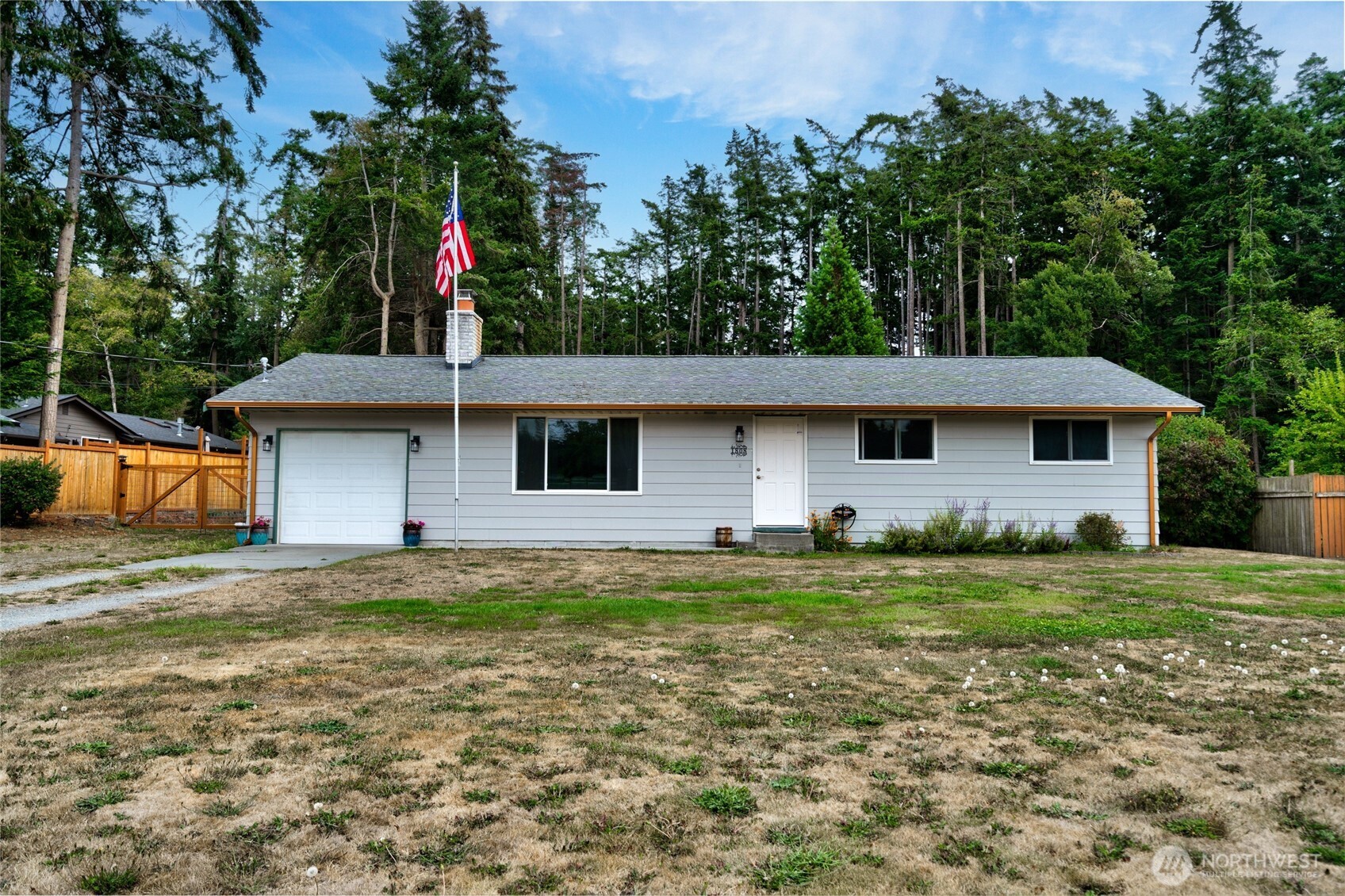 1808 Wellington Drive Property Photo 1