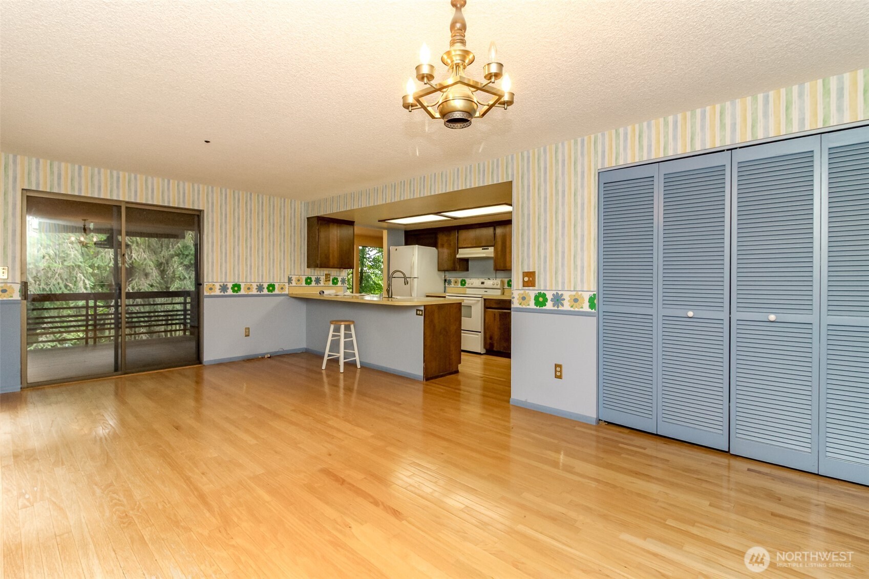 4917 145th Avenue Property Photo 9