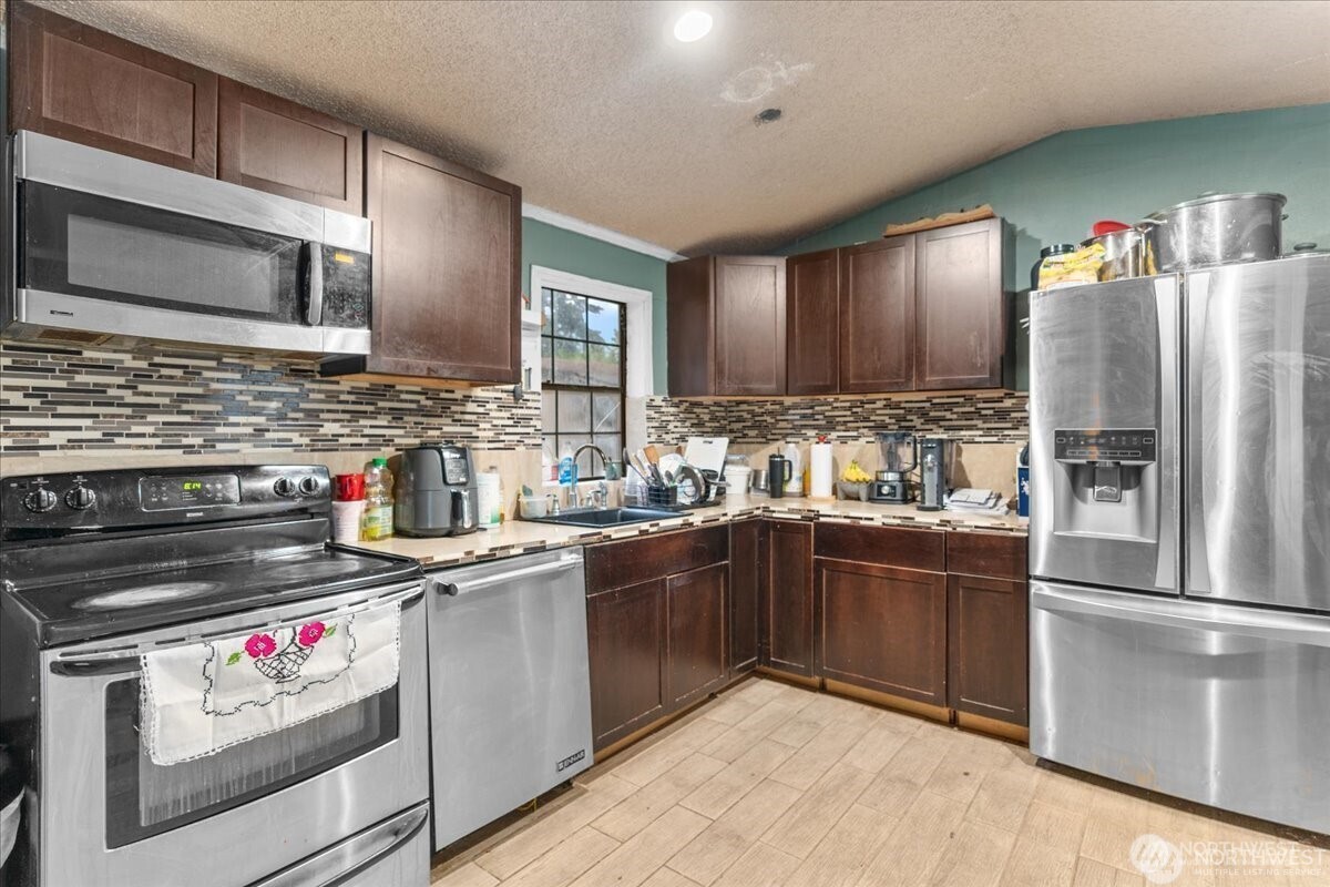 2304 A Street 84 Property Photo 5