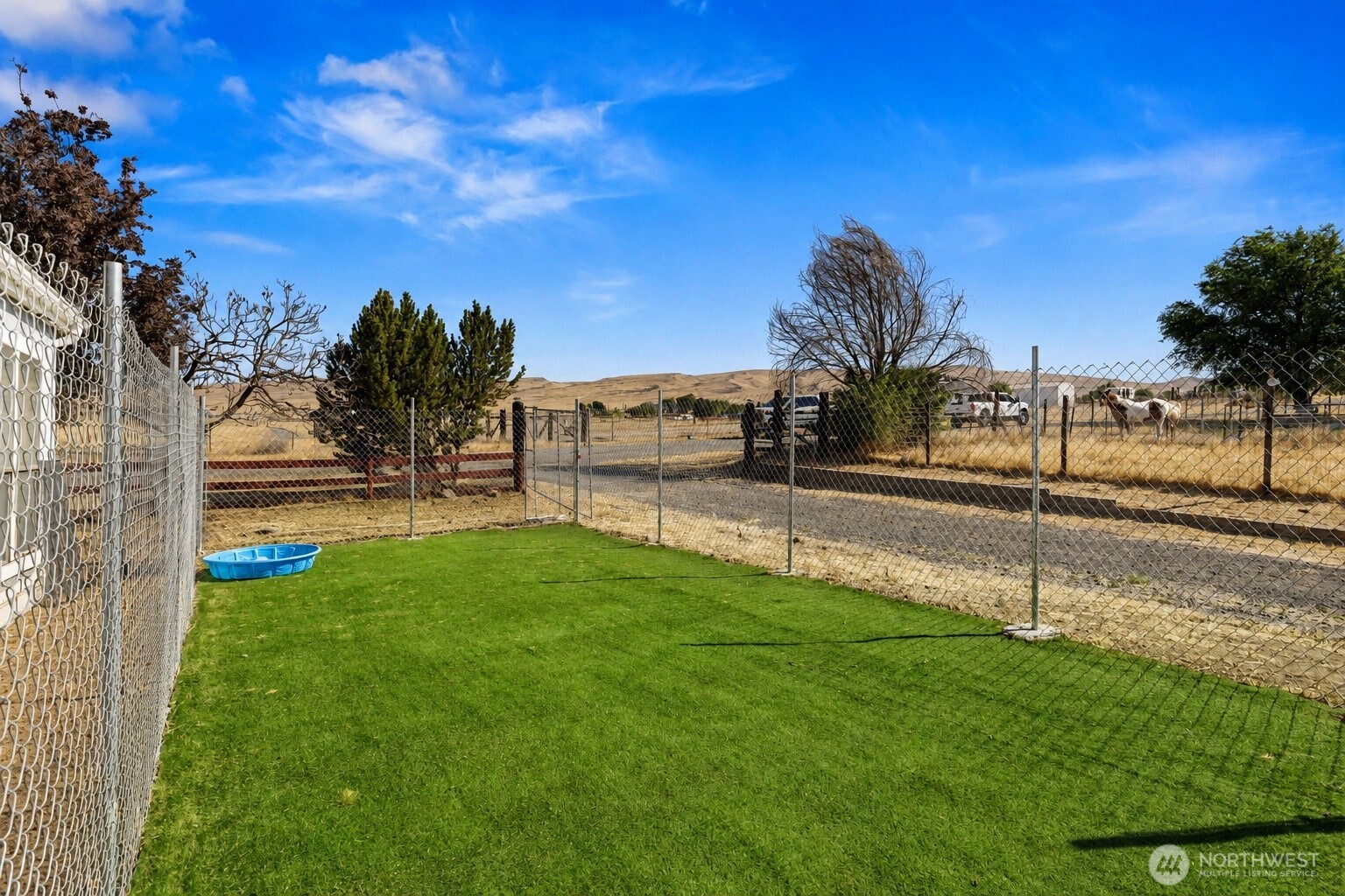10 Birdsdale Road Property Photo 6
