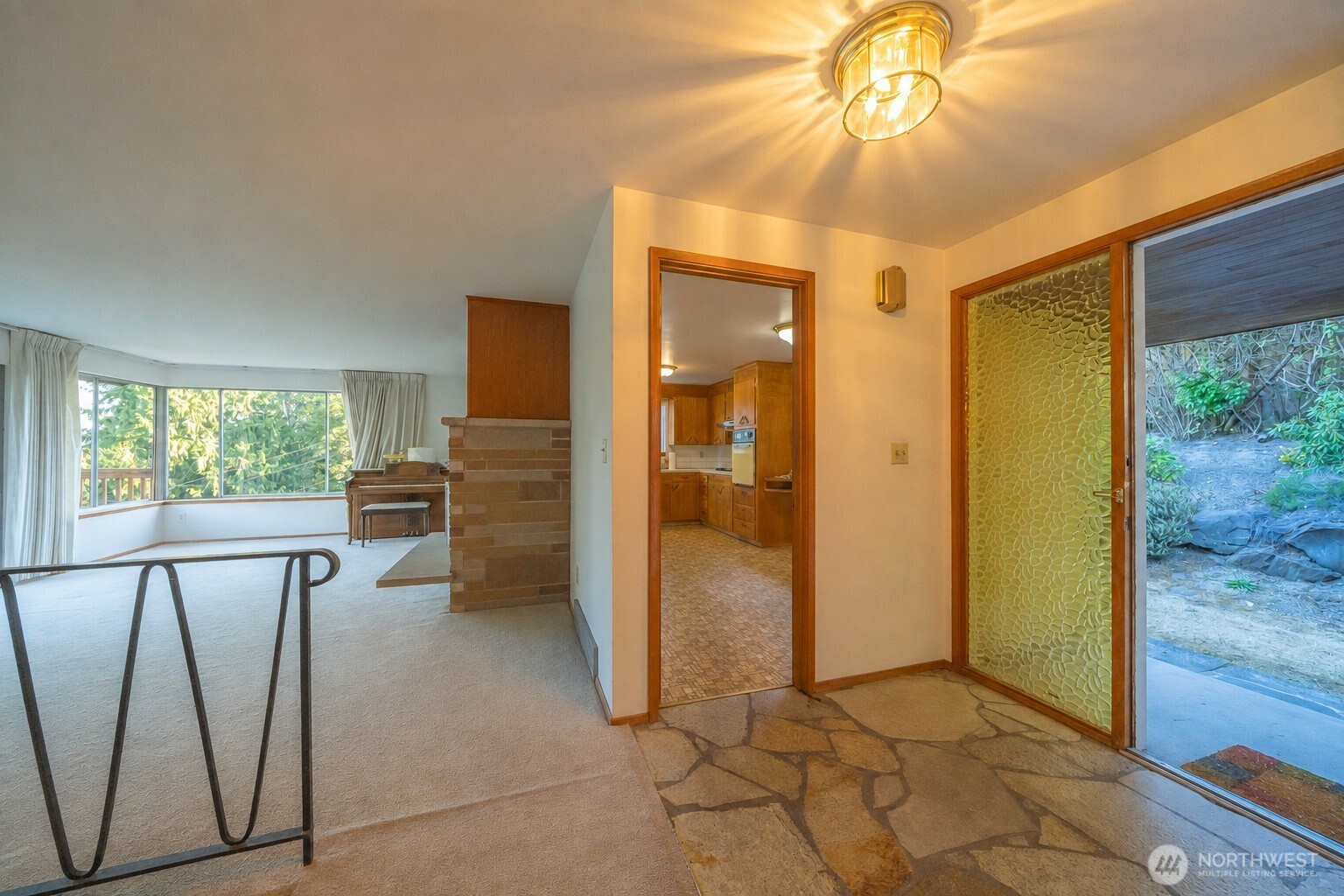 19526 53rd Avenue Property Photo 5