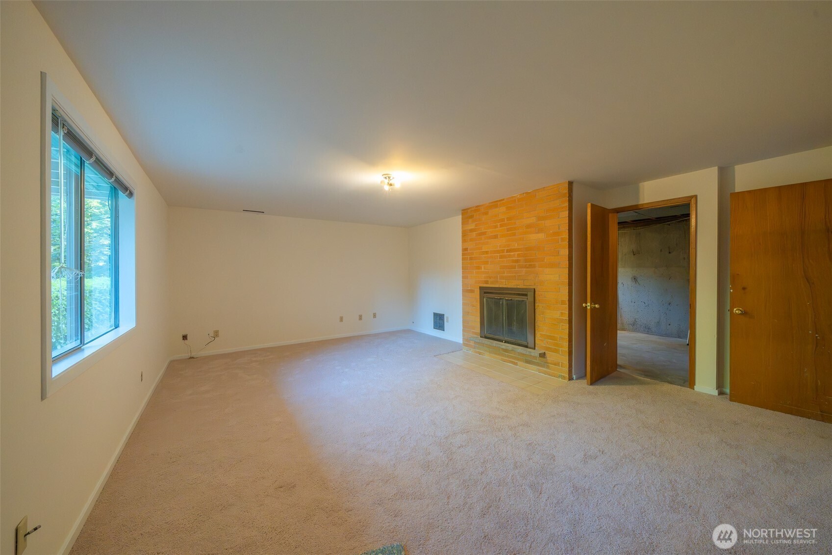 19526 53rd Avenue Property Photo 17