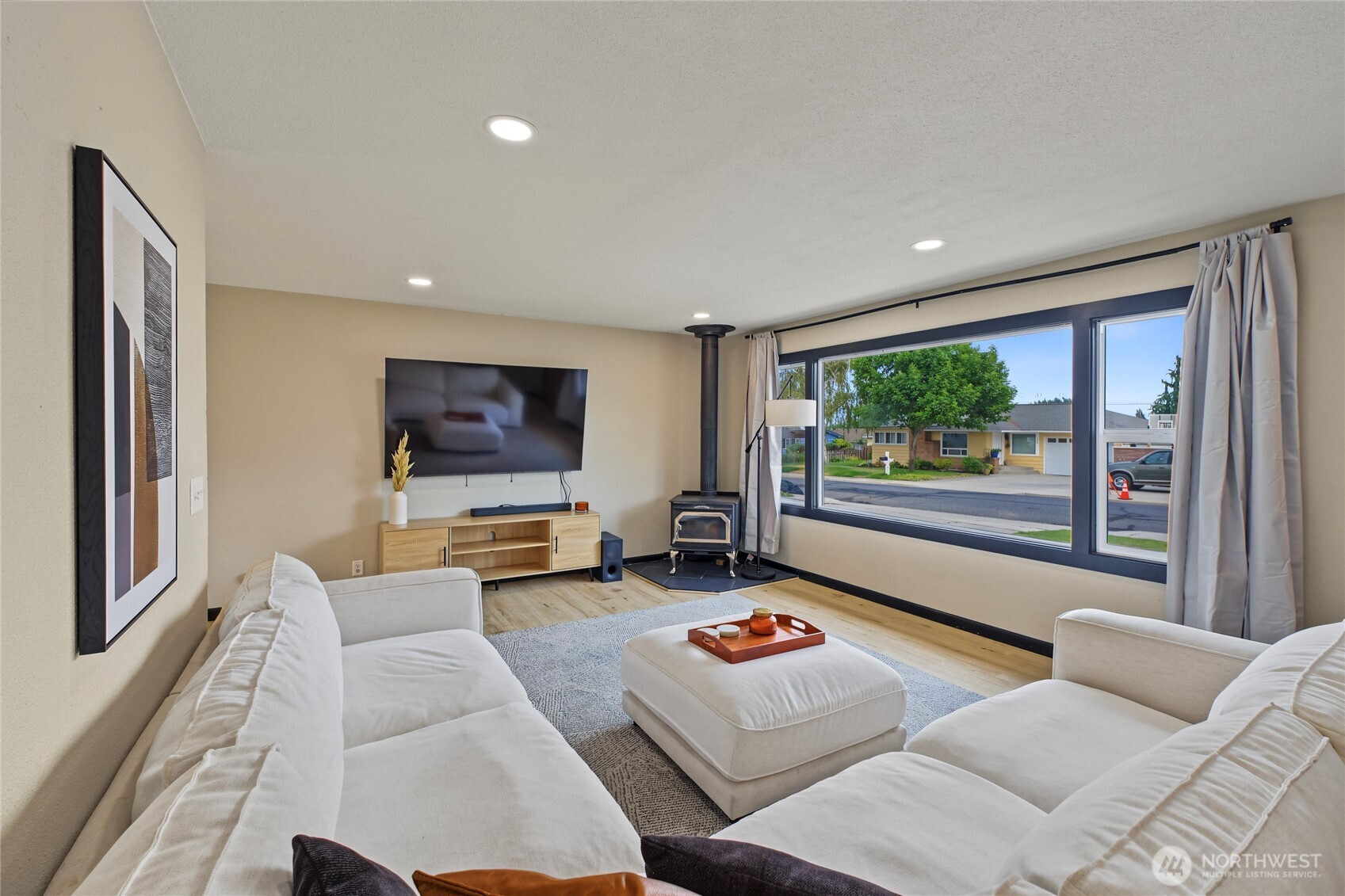 1312 Poe Street Property Photo 15