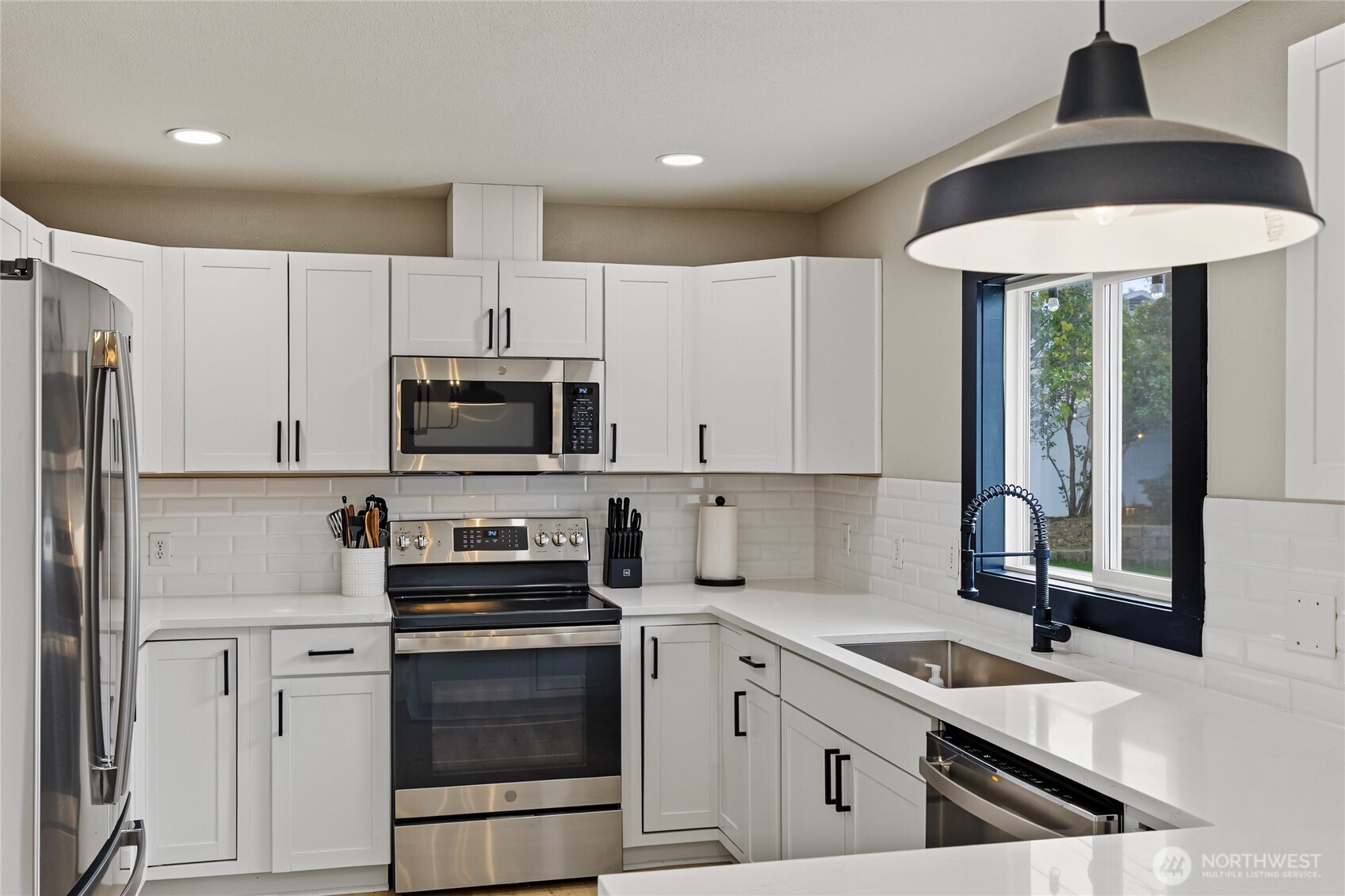 1312 Poe Street Property Photo 17