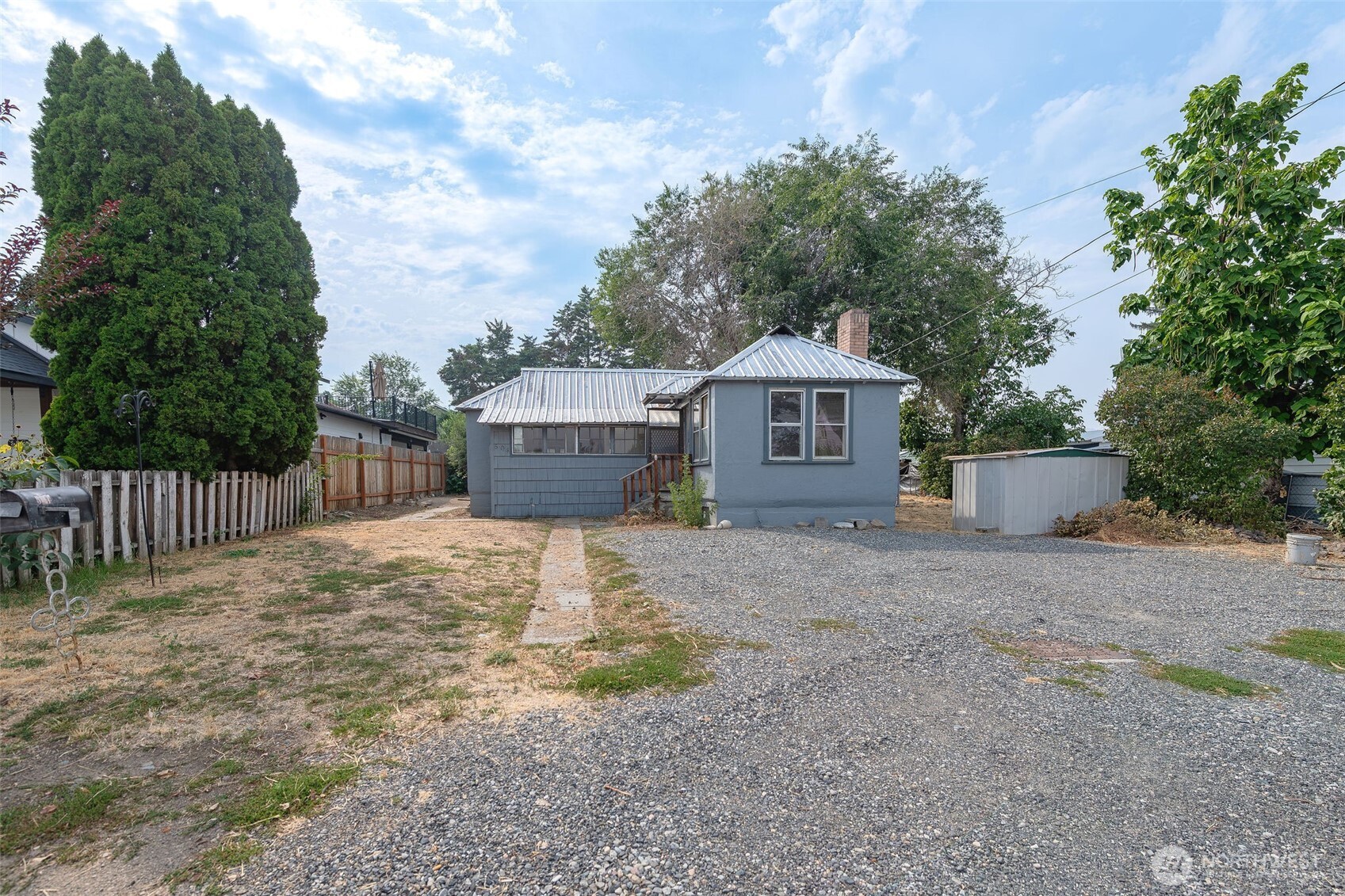 504 Ramona Avenue Property Photo 3