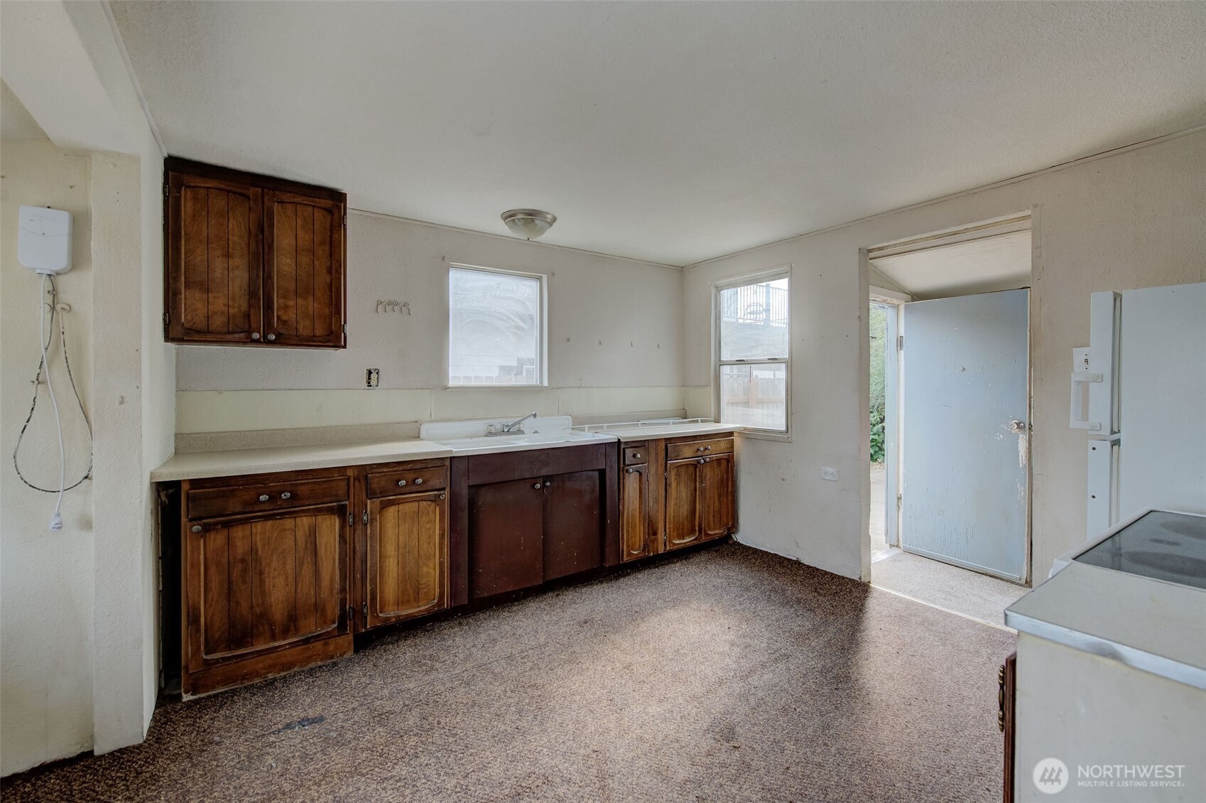 504 Ramona Avenue Property Photo 12