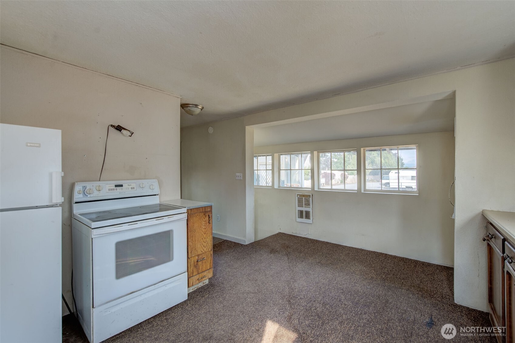 504 Ramona Avenue Property Photo 13