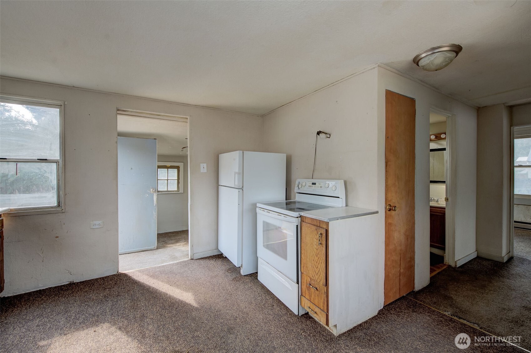 504 Ramona Avenue Property Photo 14