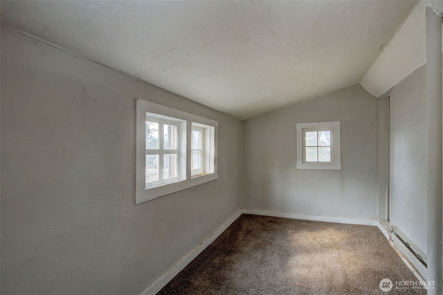 504 Ramona Avenue Property Photo 19