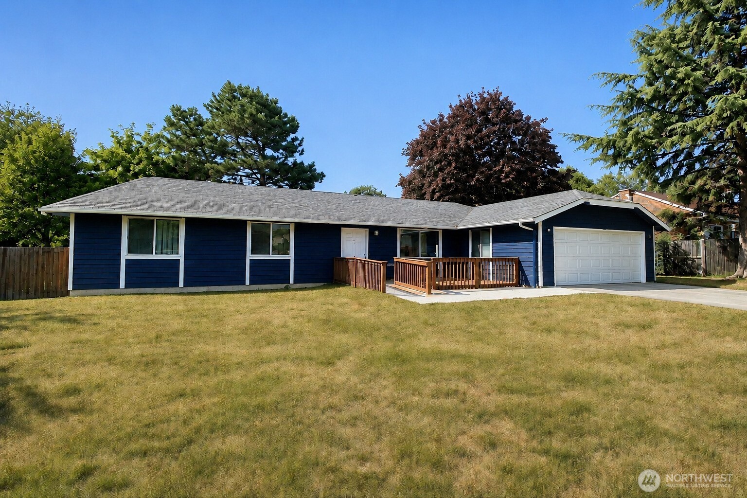 2573048 Property Photo 2
