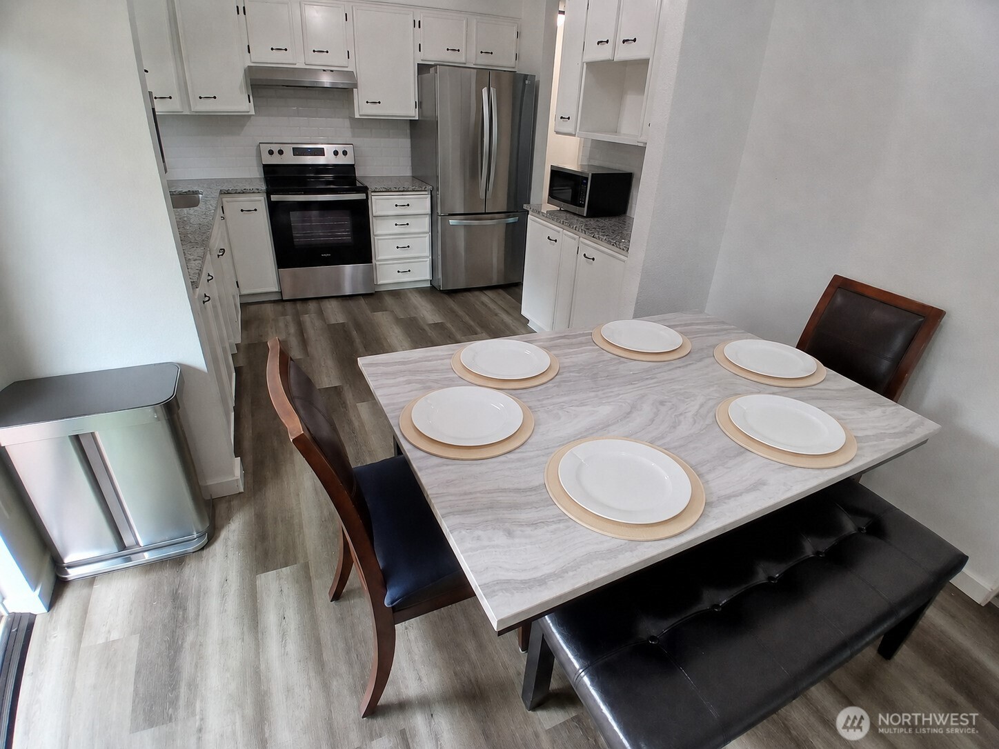 2573048 Property Photo 5