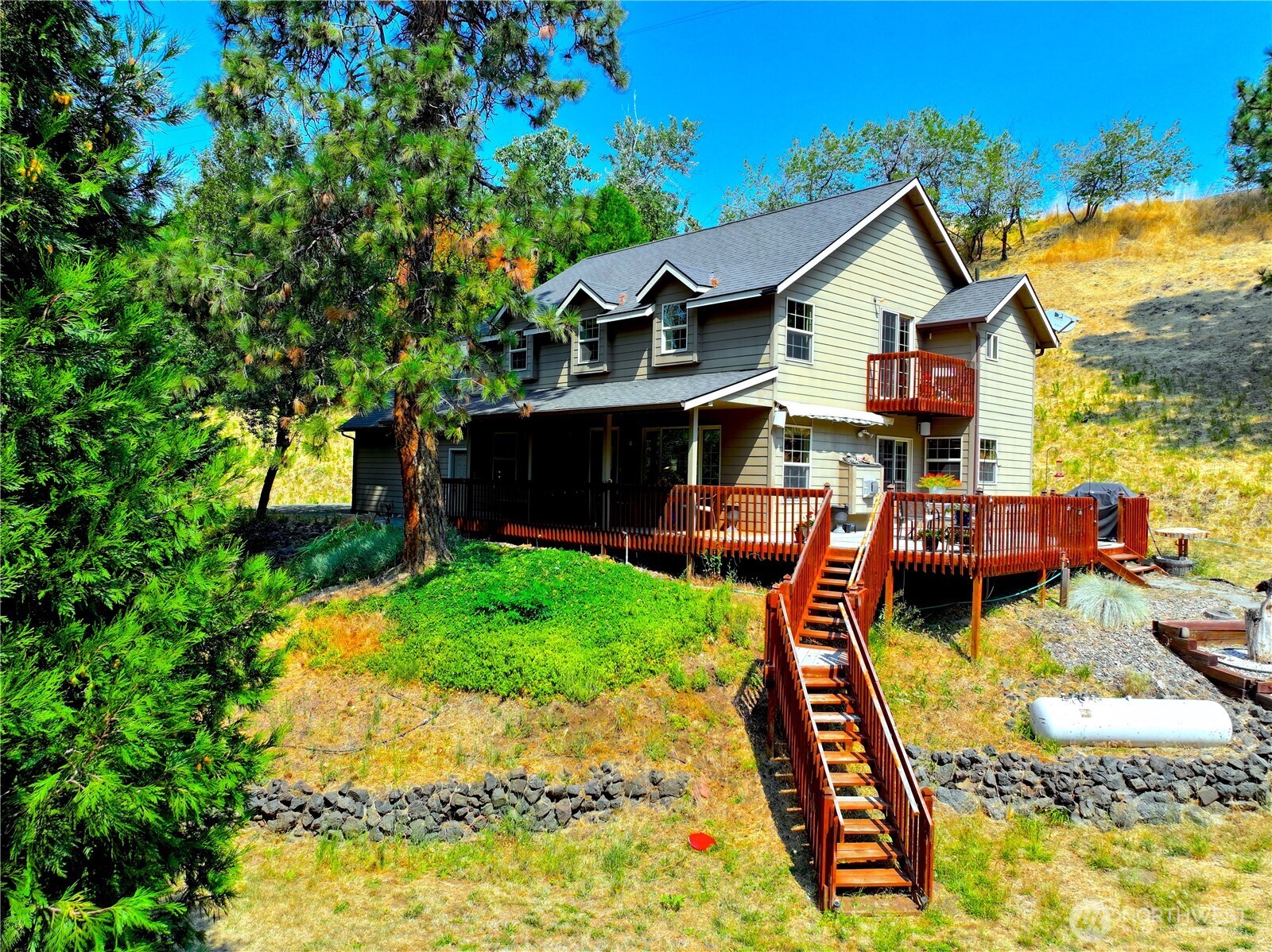 18 Blue Creek Road Property Photo 1