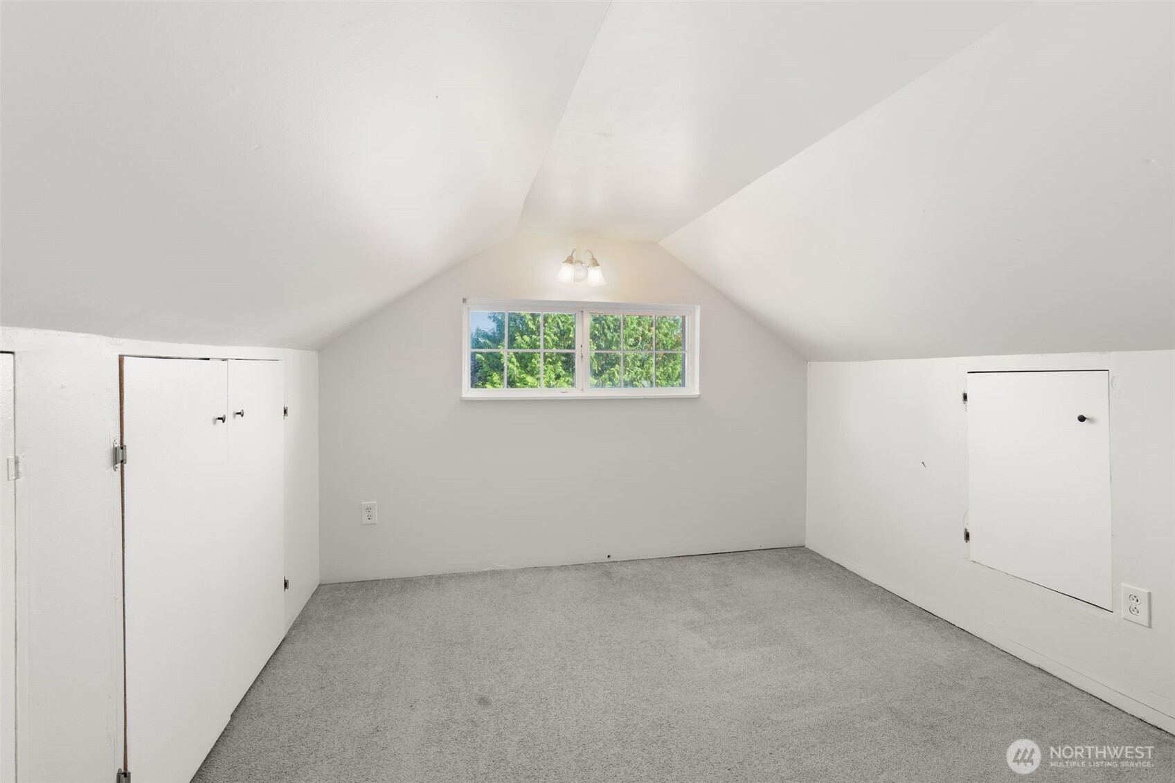 140 Front Street Property Photo 19