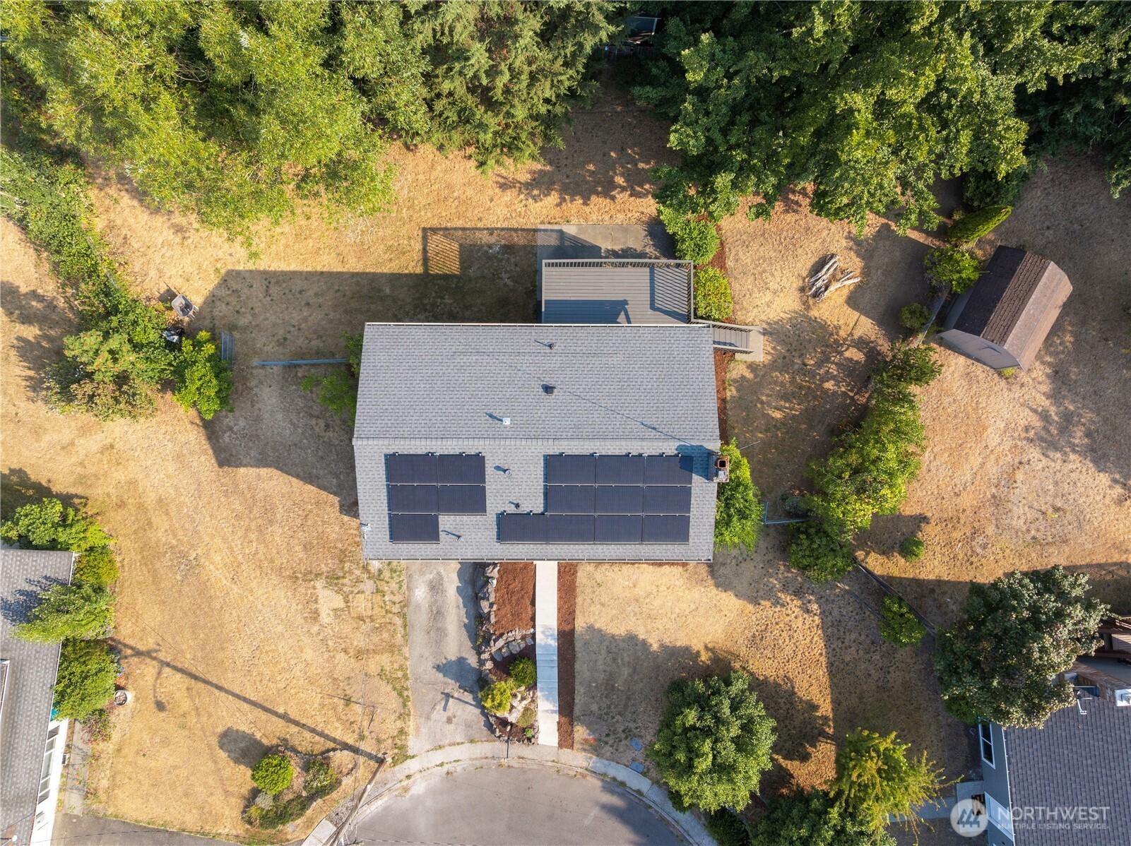 16317 127th Place Property Photo 2
