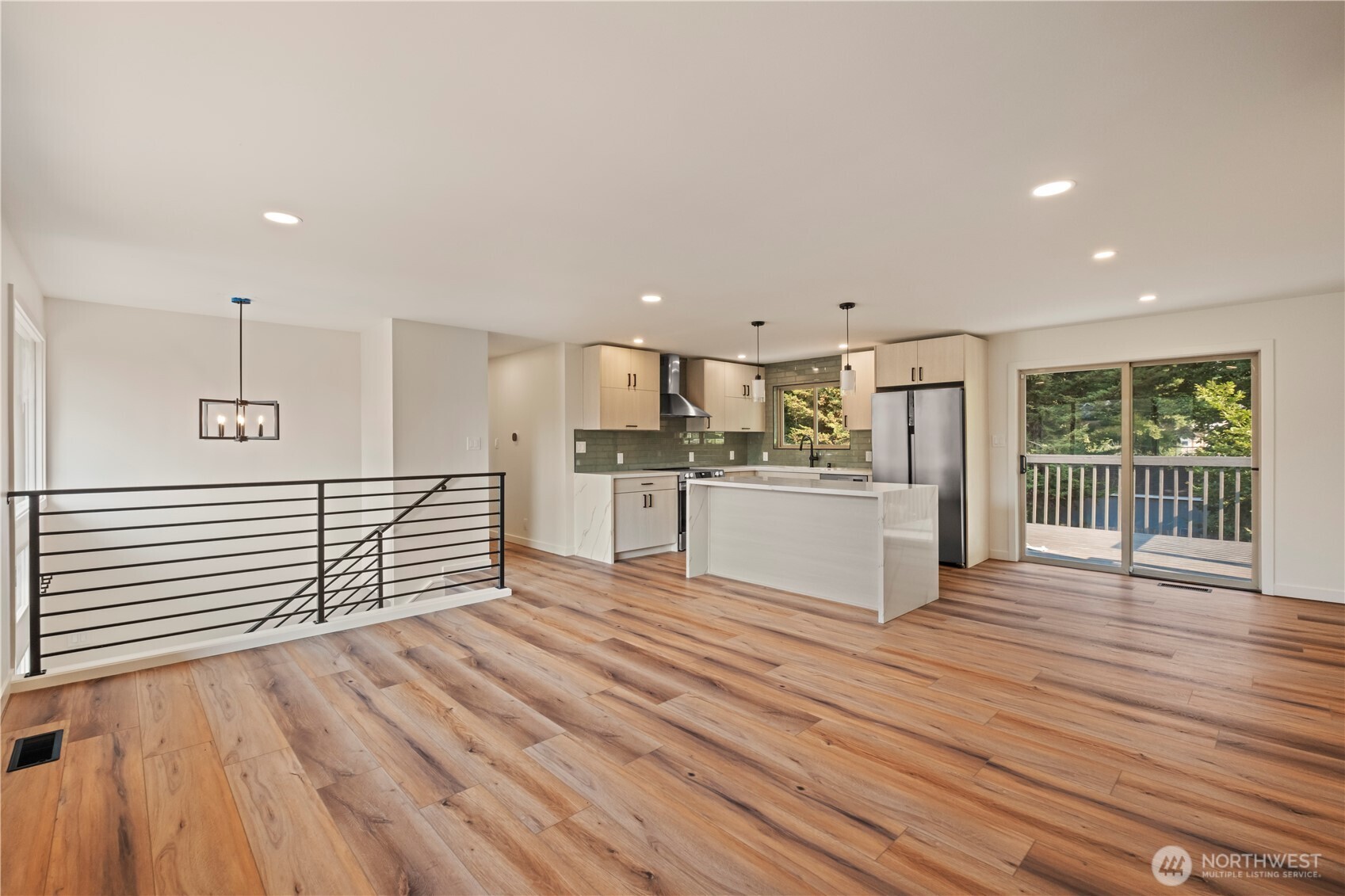 16317 127th Place Property Photo 8