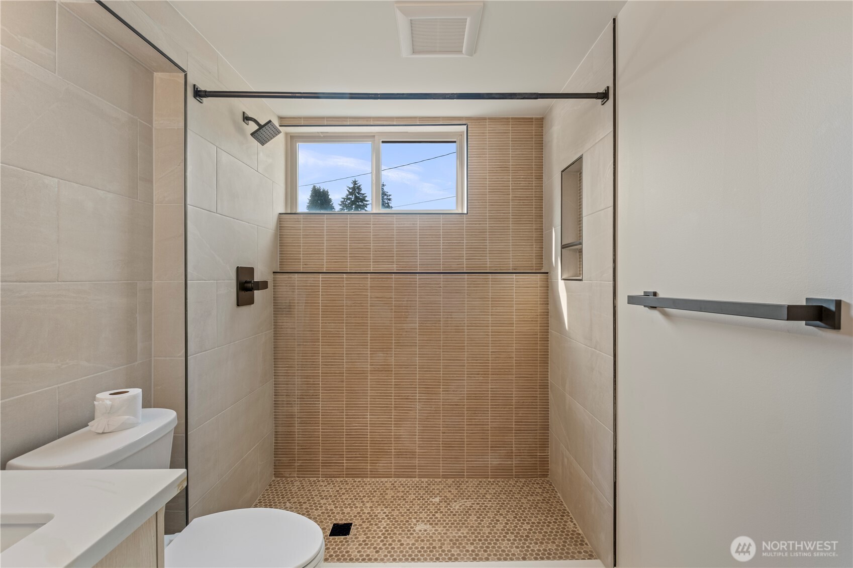 16317 127th Place Property Photo 28