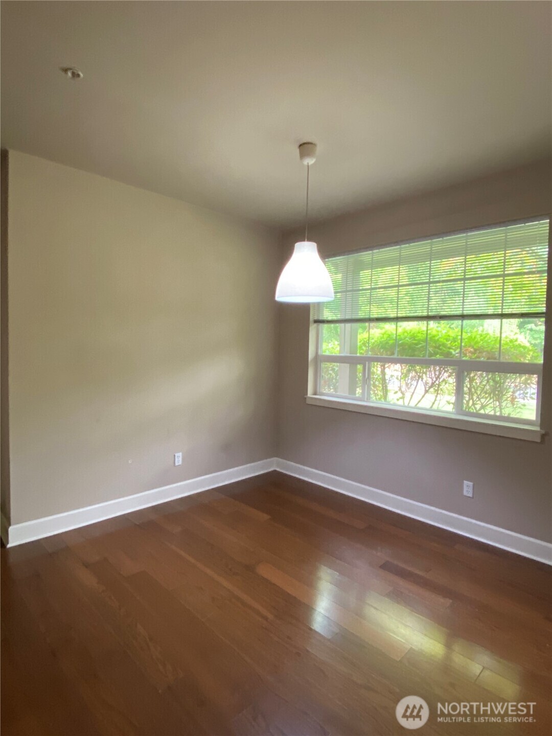 19102 20th Drive A101 Property Photo 3