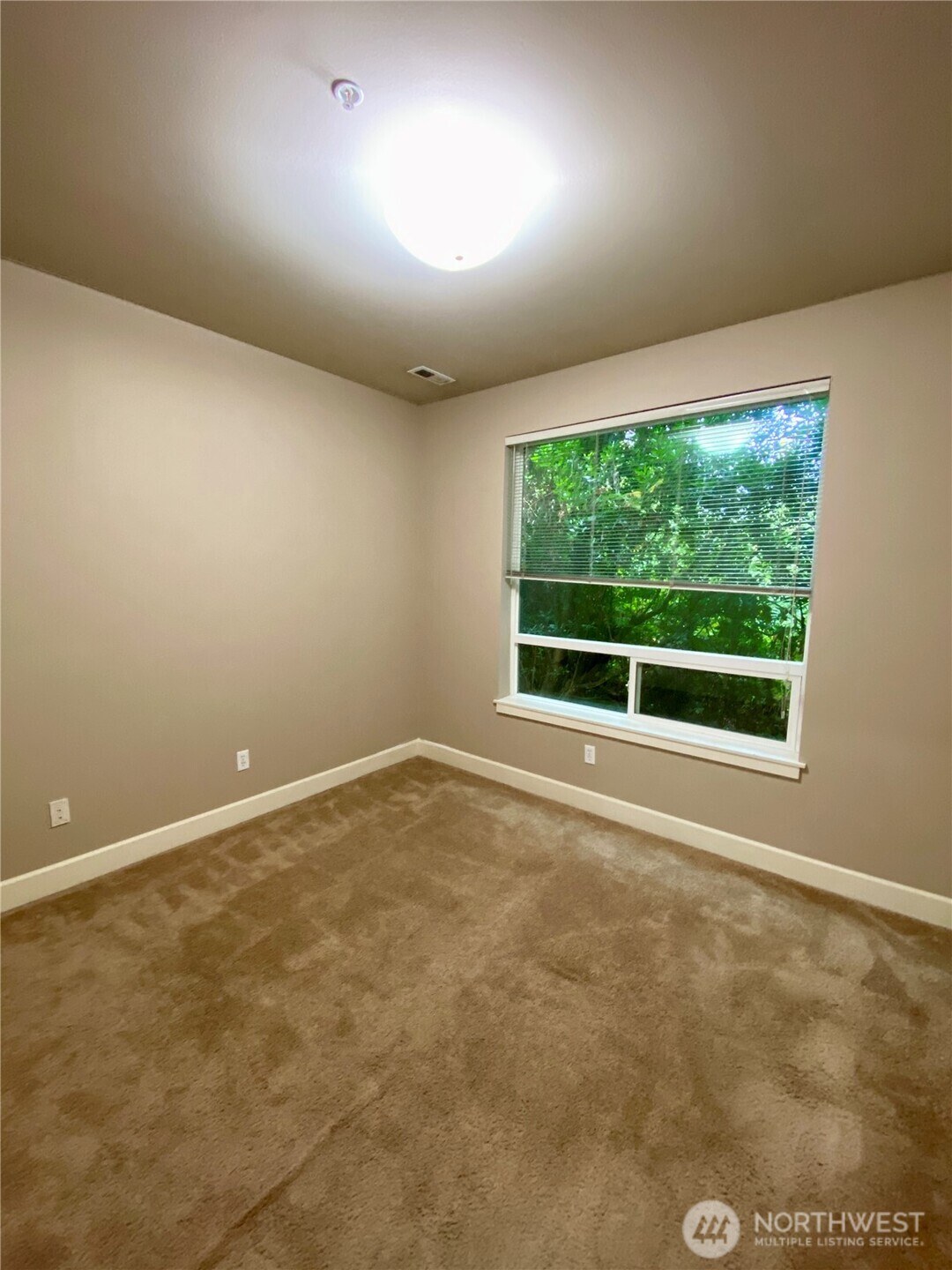 19102 20th Drive A101 Property Photo 12