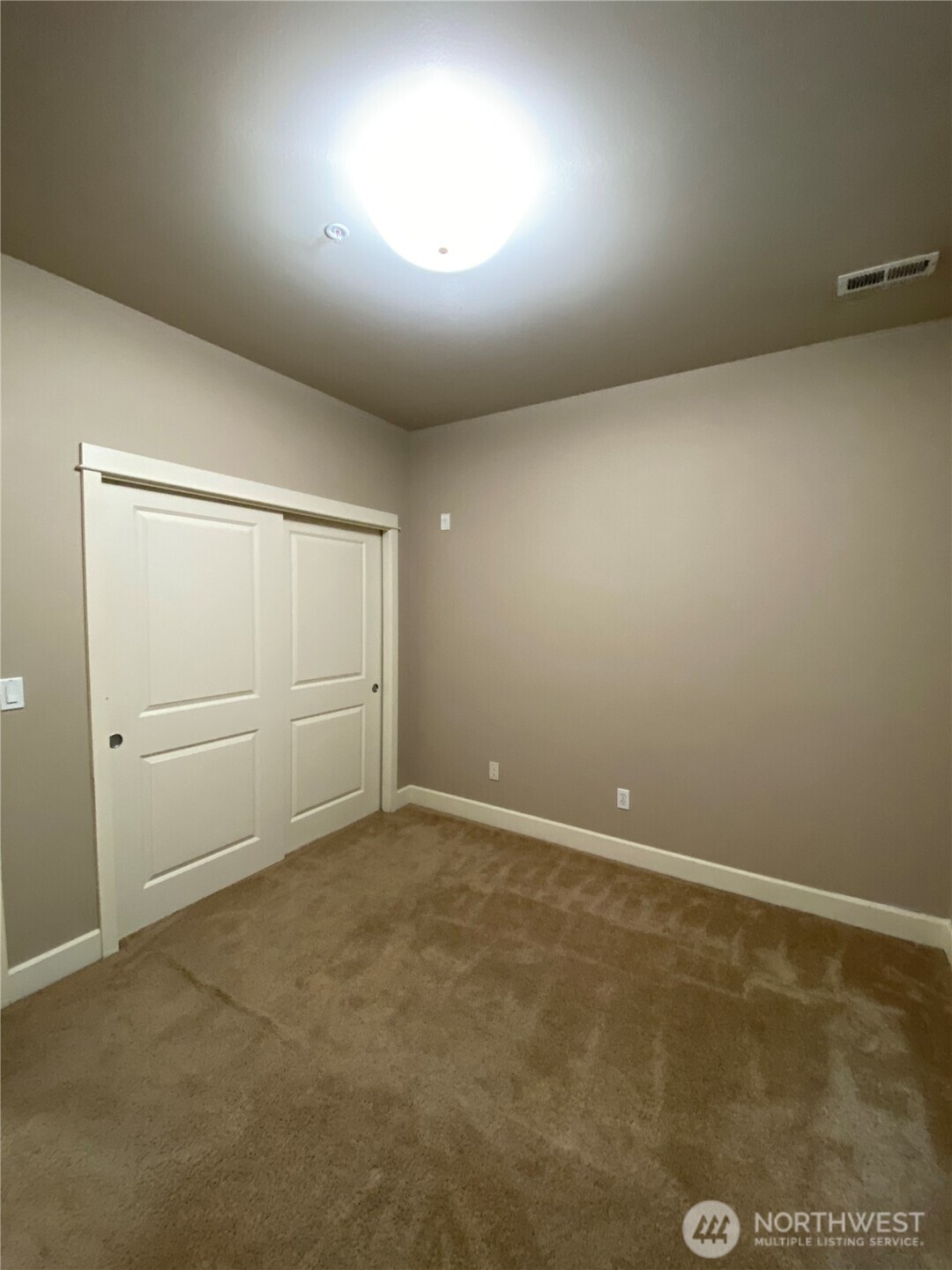 19102 20th Drive A101 Property Photo 13