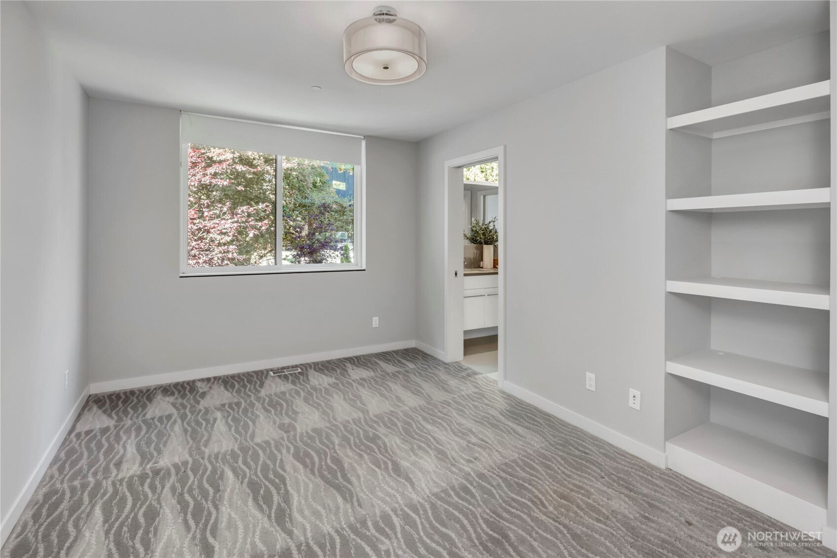 7429 E Mercer Way Property Photo 30