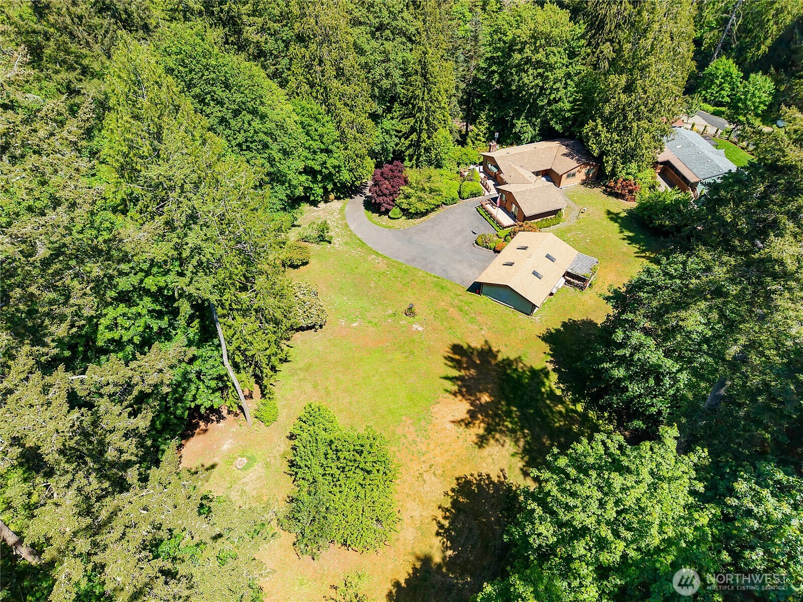 568 Se Oak Road Property Photo 11