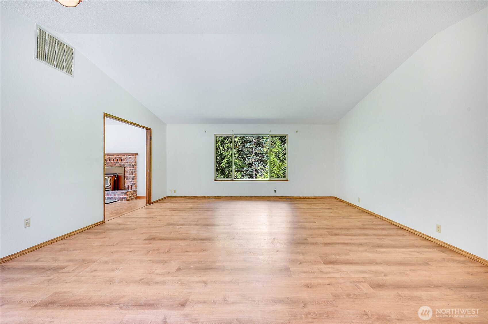 568 Se Oak Road Property Photo 13