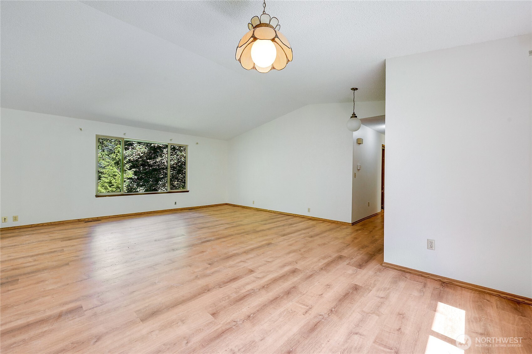 568 Se Oak Road Property Photo 15