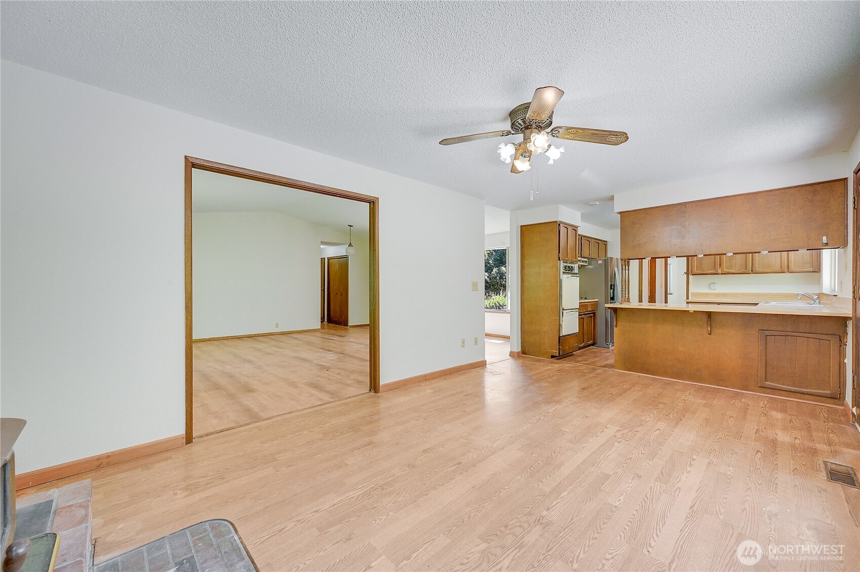 568 Se Oak Road Property Photo 16