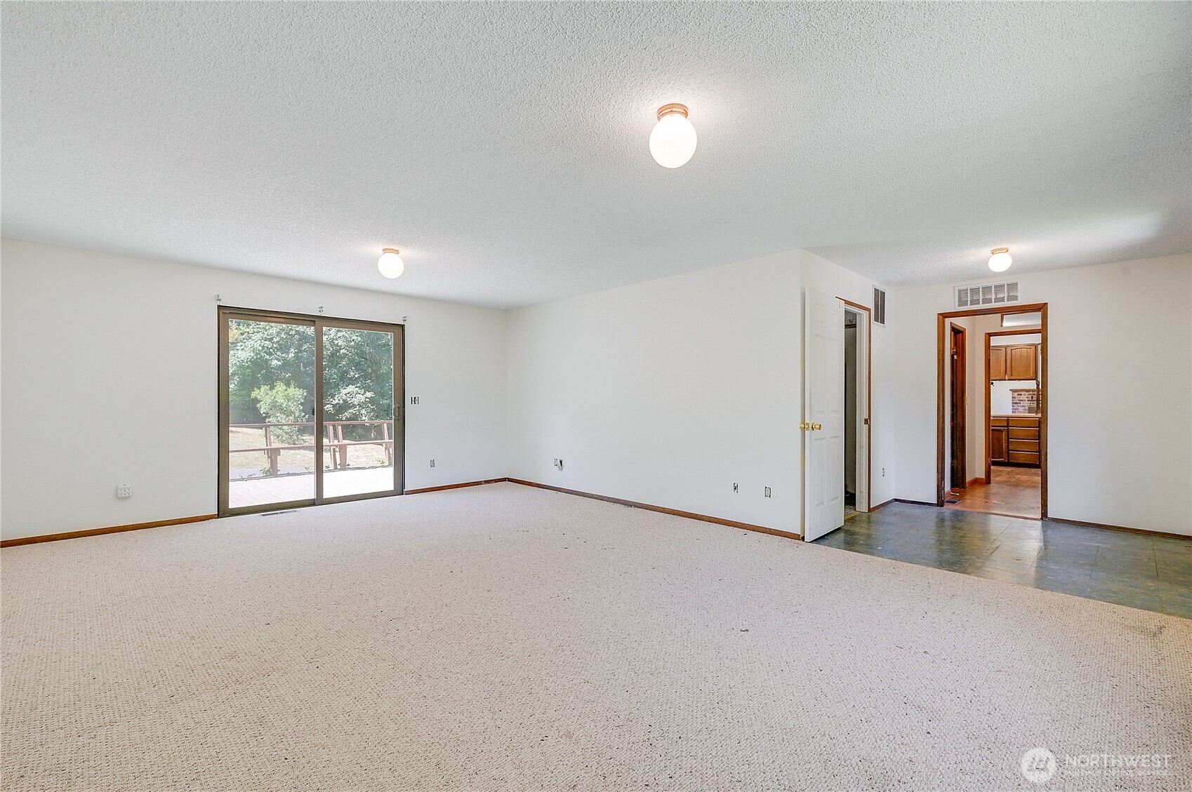 568 Se Oak Road Property Photo 26