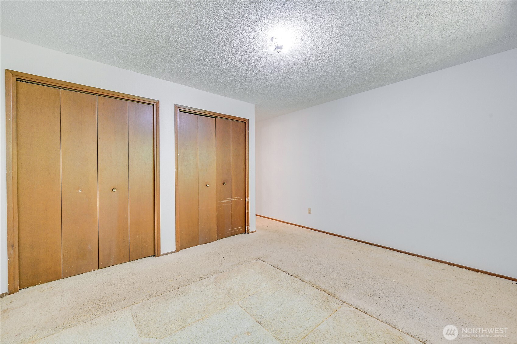 568 Se Oak Road Property Photo 31