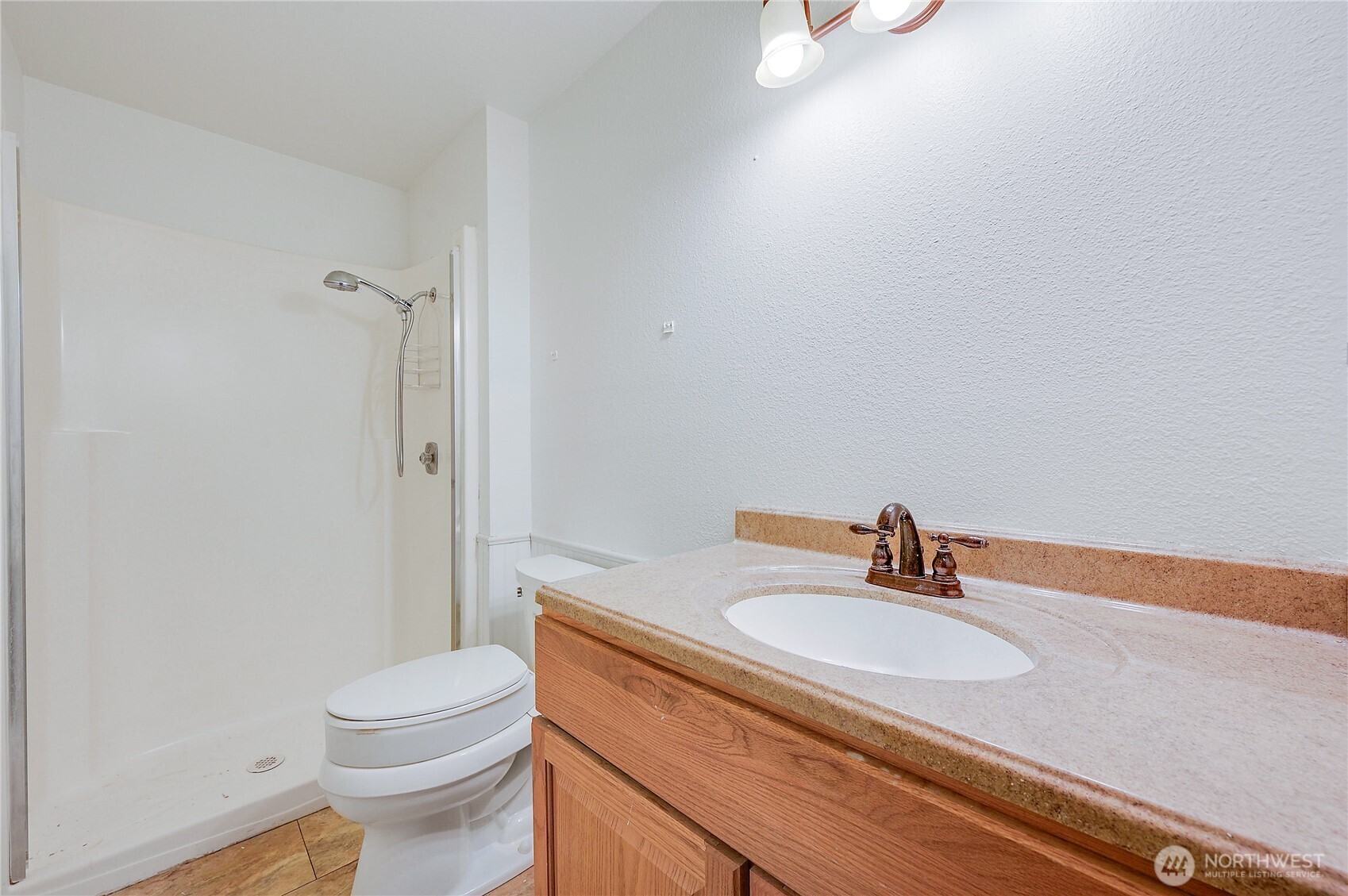 568 Se Oak Road Property Photo 32