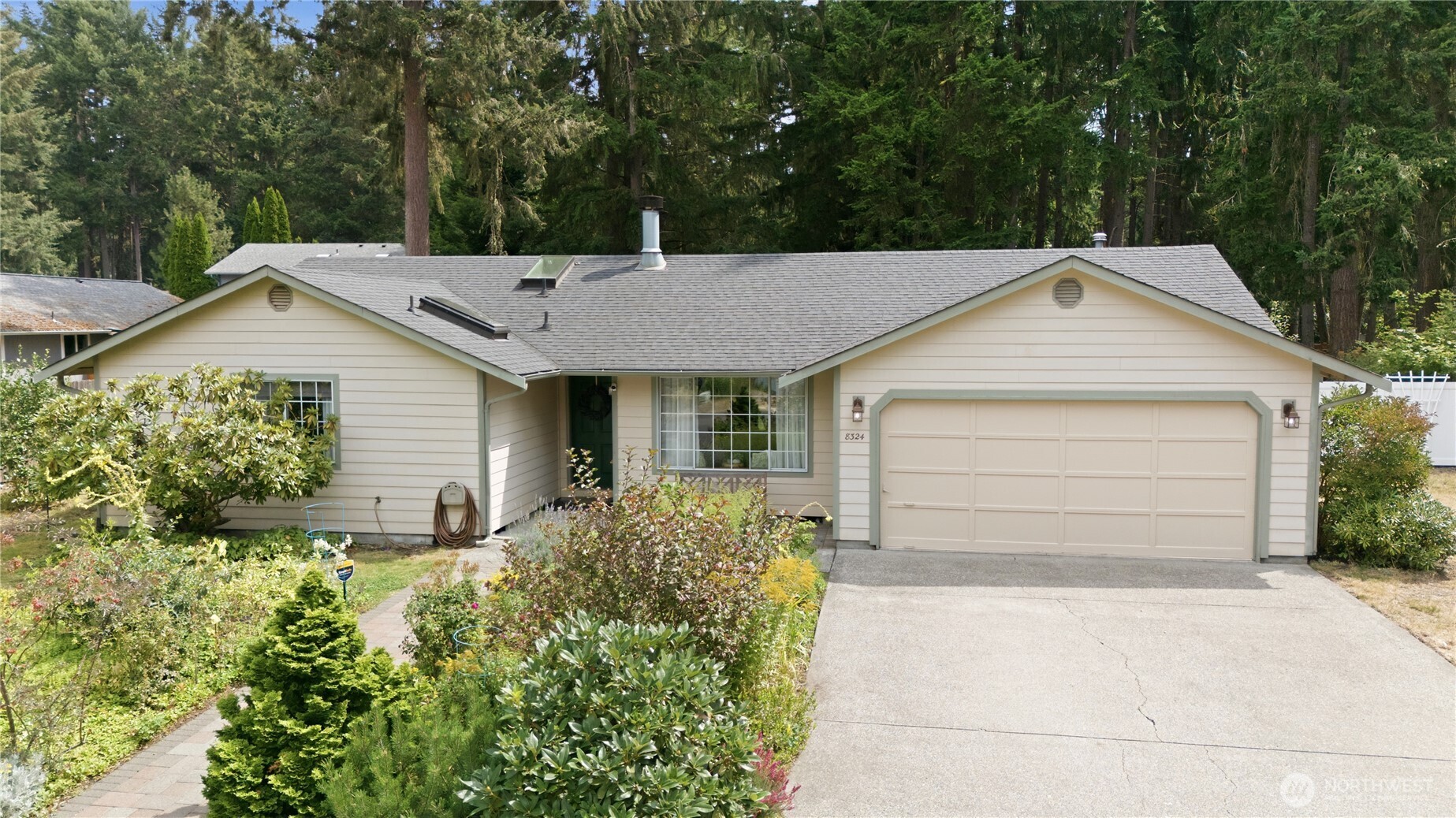 8324 Lake Forest Drive Property Photo 1