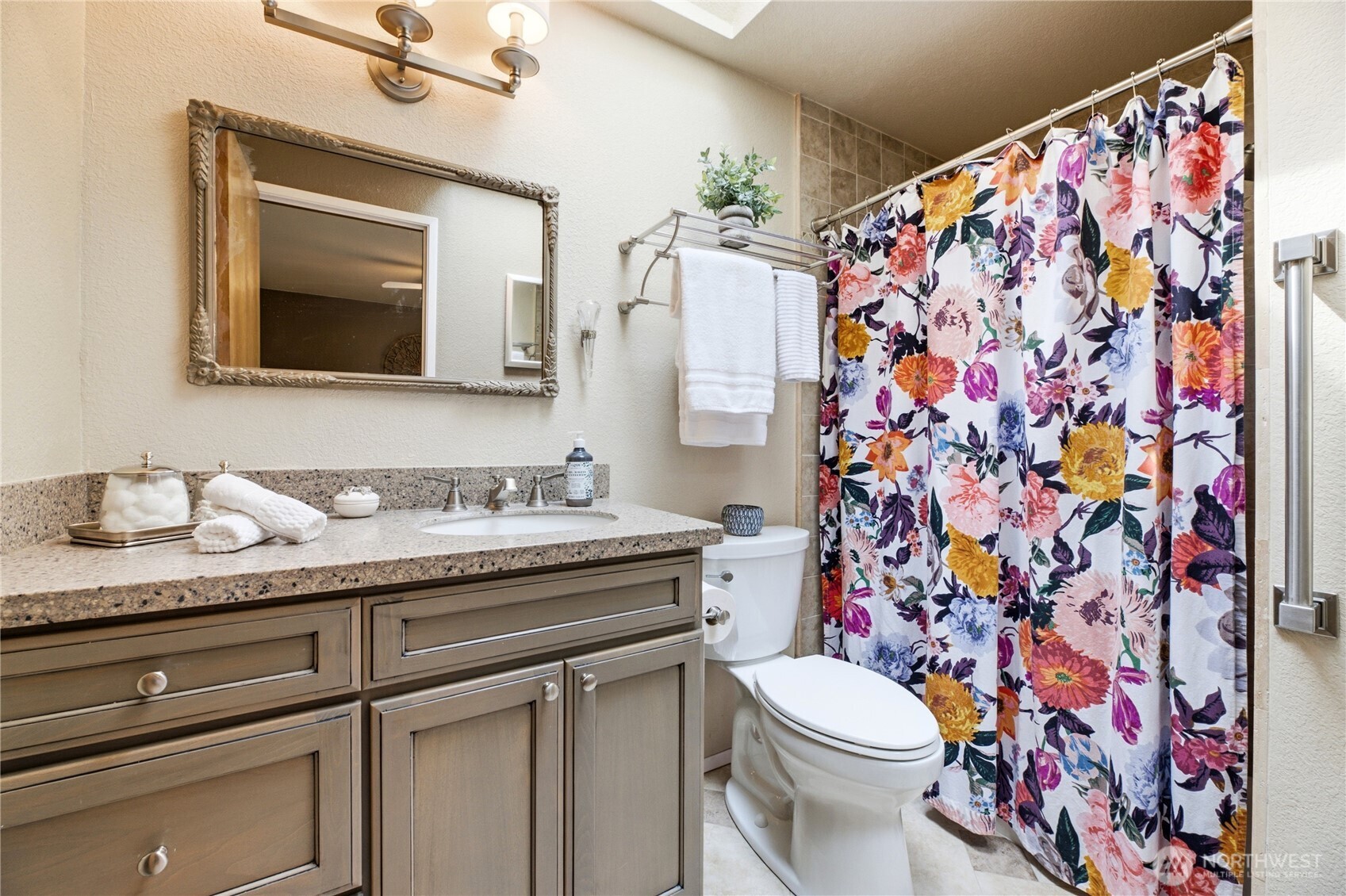 8324 Lake Forest Drive Property Photo 19