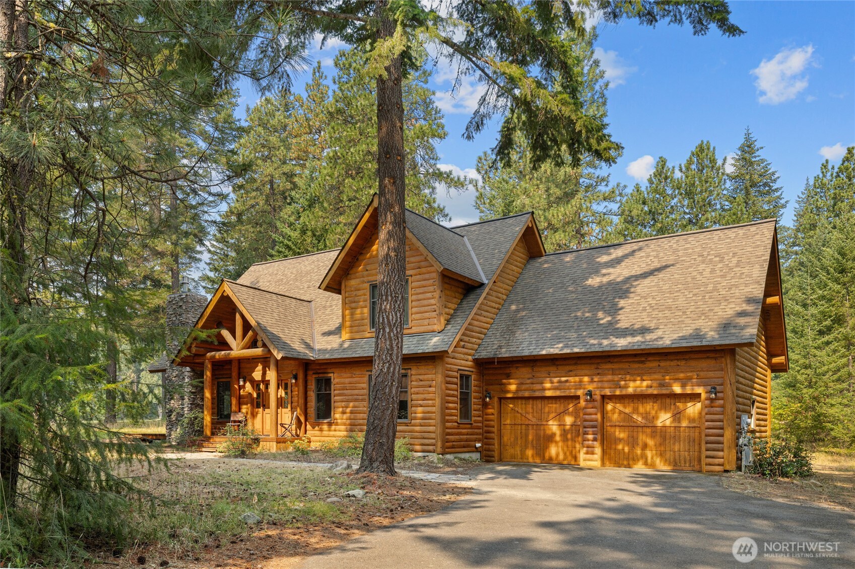 1611 Larkspur Loop Property Photo 3
