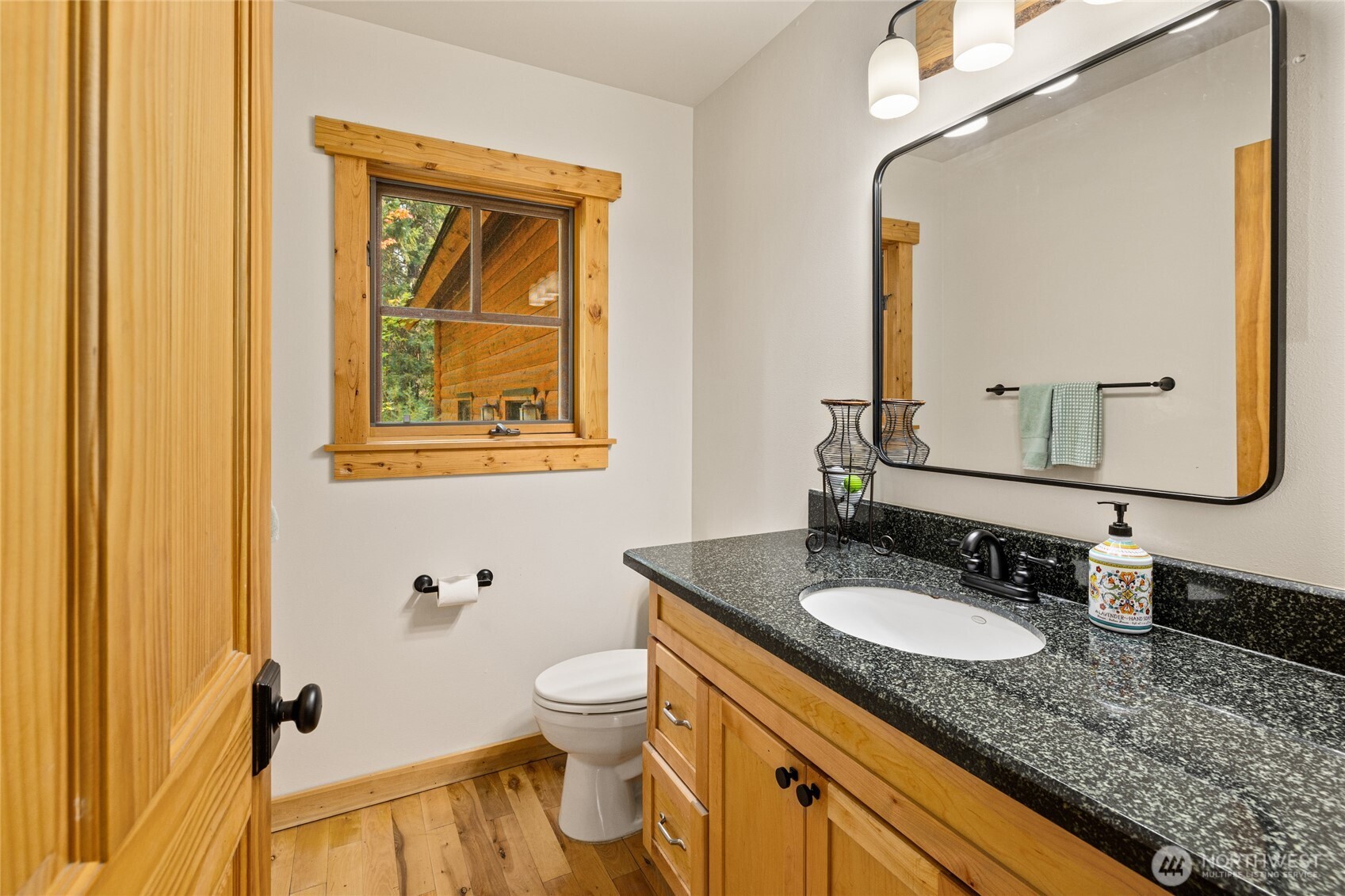 1611 Larkspur Loop Property Photo 18