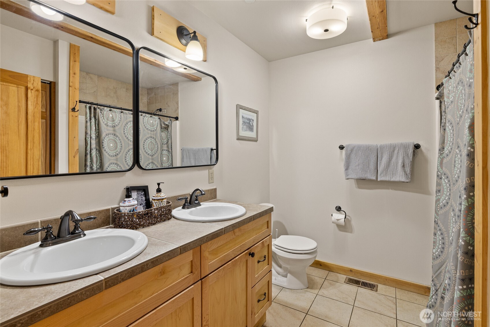 1611 Larkspur Loop Property Photo 21
