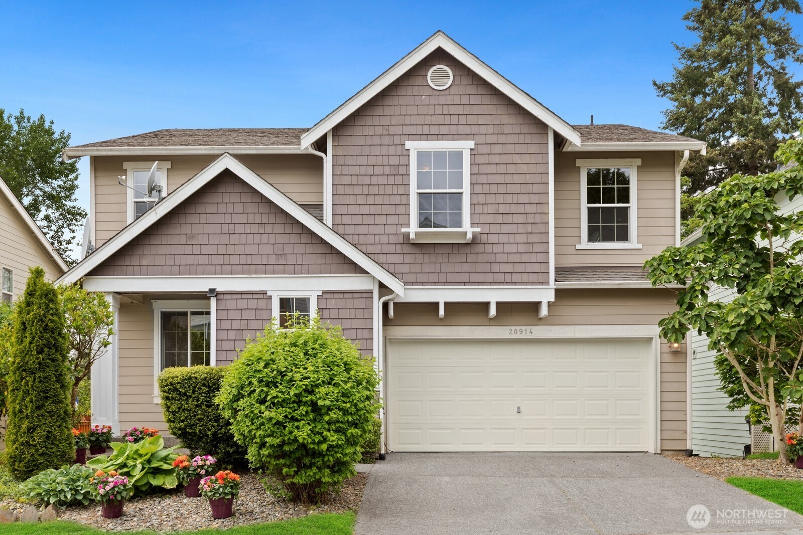 20914 13th Place Property Photo 1