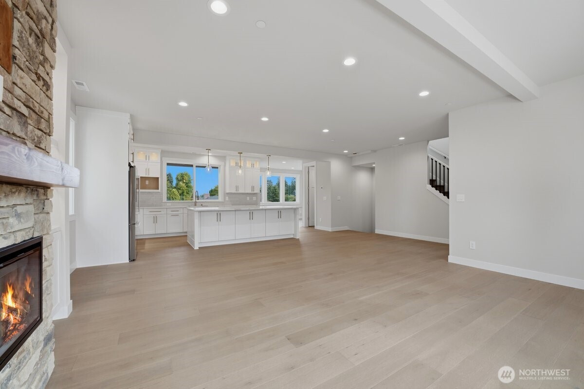 8529 230th Place 10 Property Photo 10