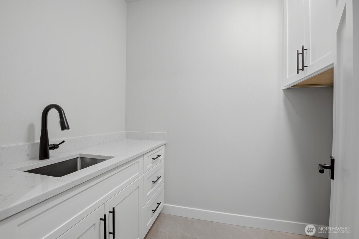 8529 230th Place 10 Property Photo 23