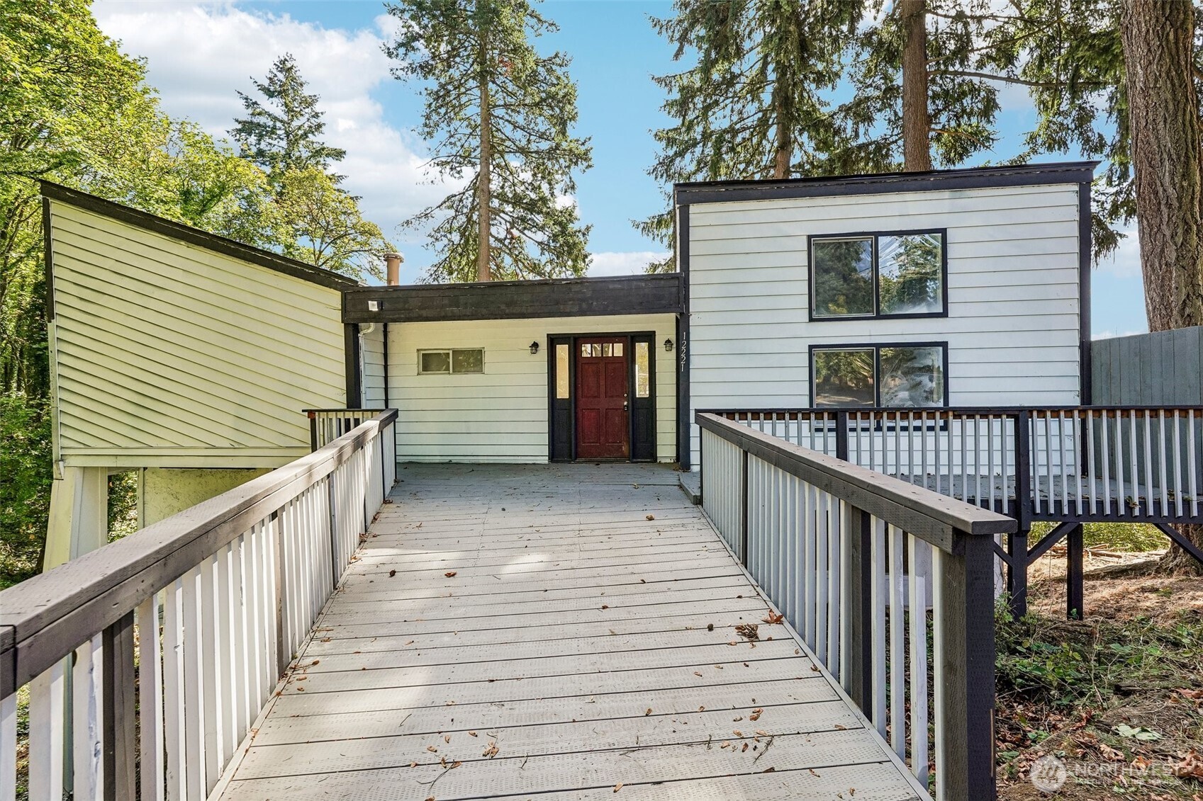 12221 Ne Cassady Court Property Photo 1