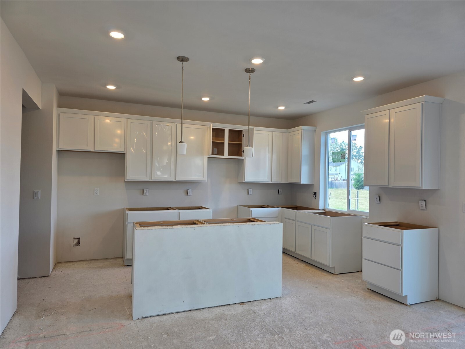 772 Holly Avenue 41 Property Photo 2