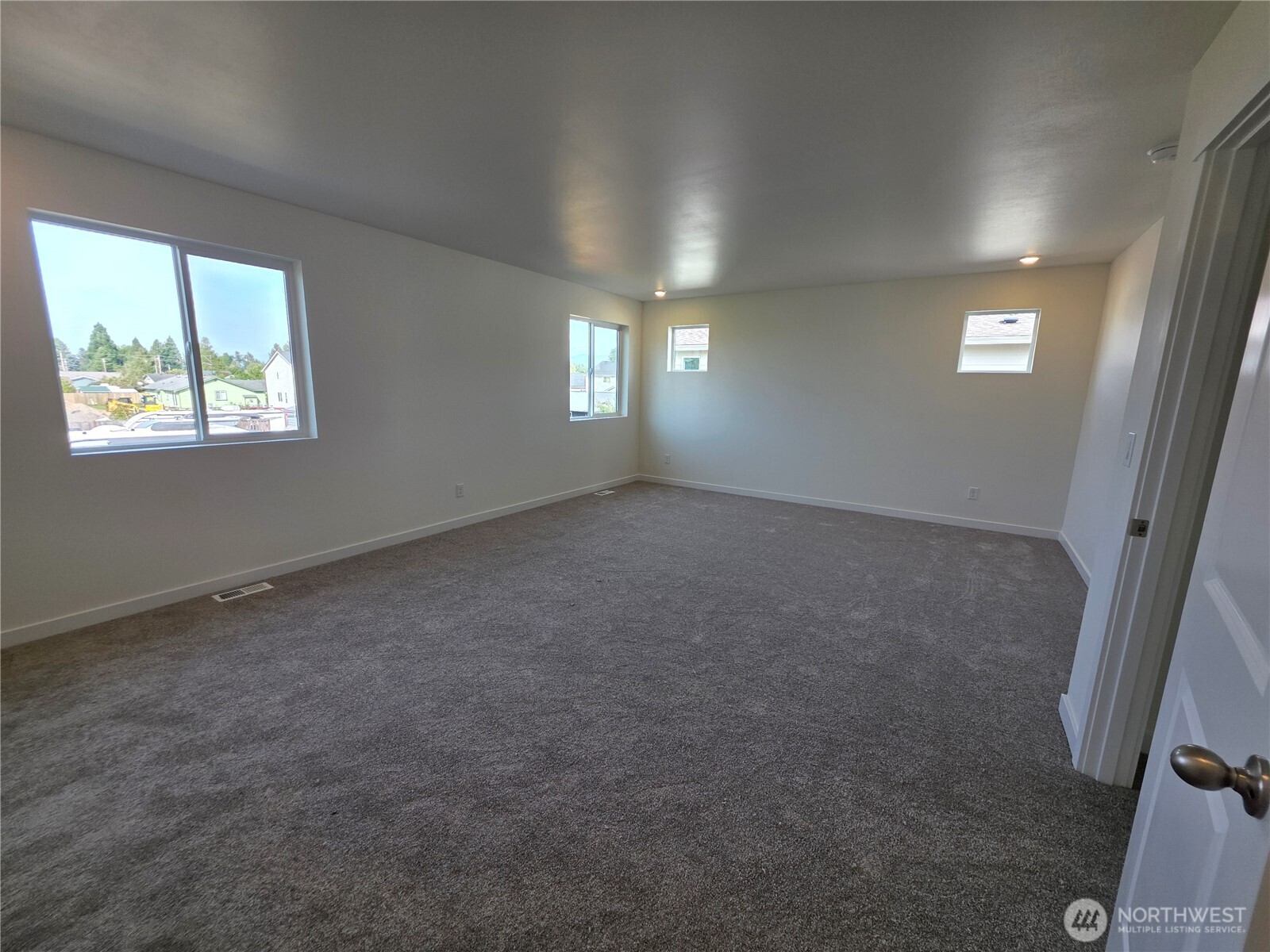 772 Holly Avenue 41 Property Photo 13