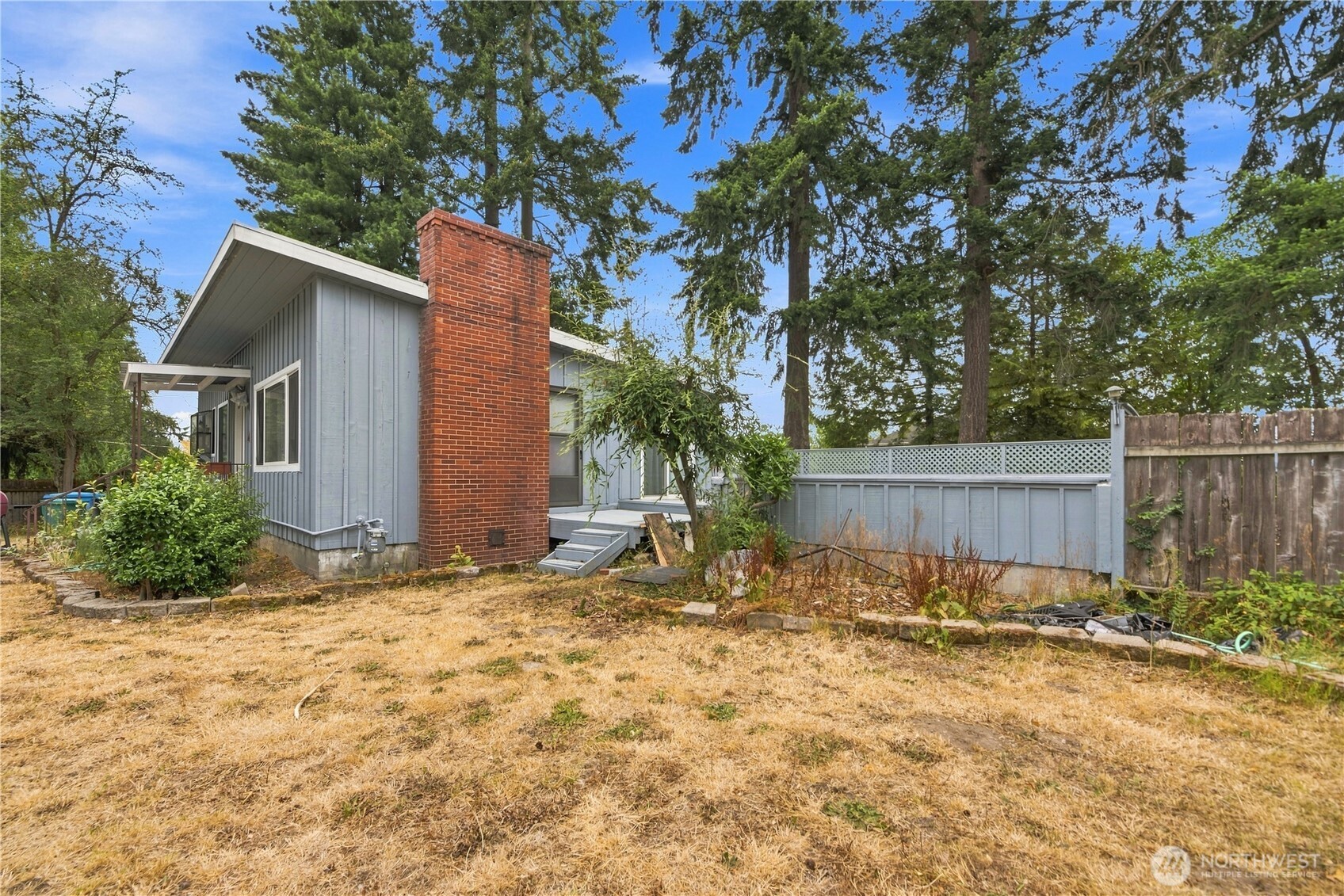 16006 Greenwood Avenue Property Photo 4