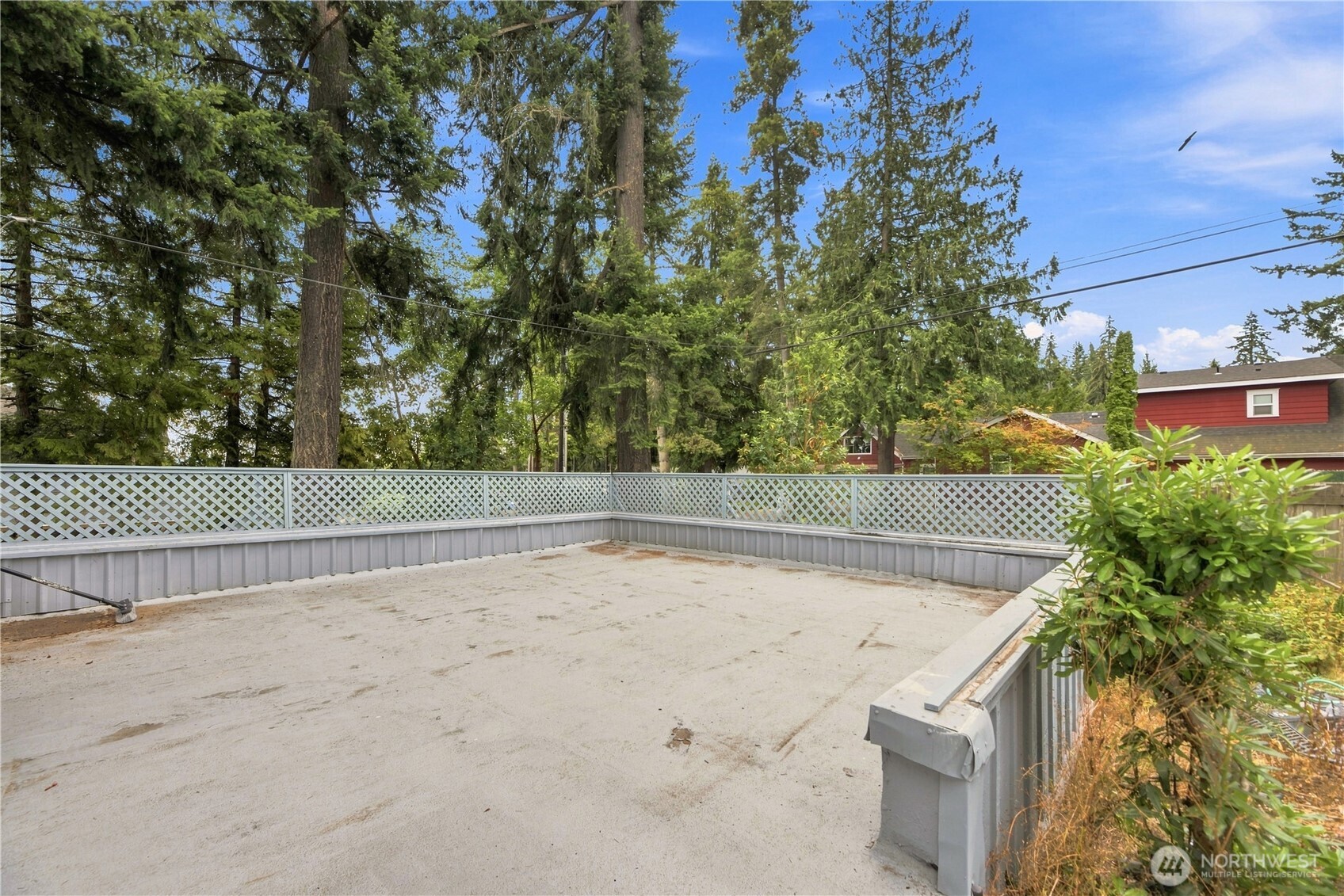 16006 Greenwood Avenue Property Photo 6