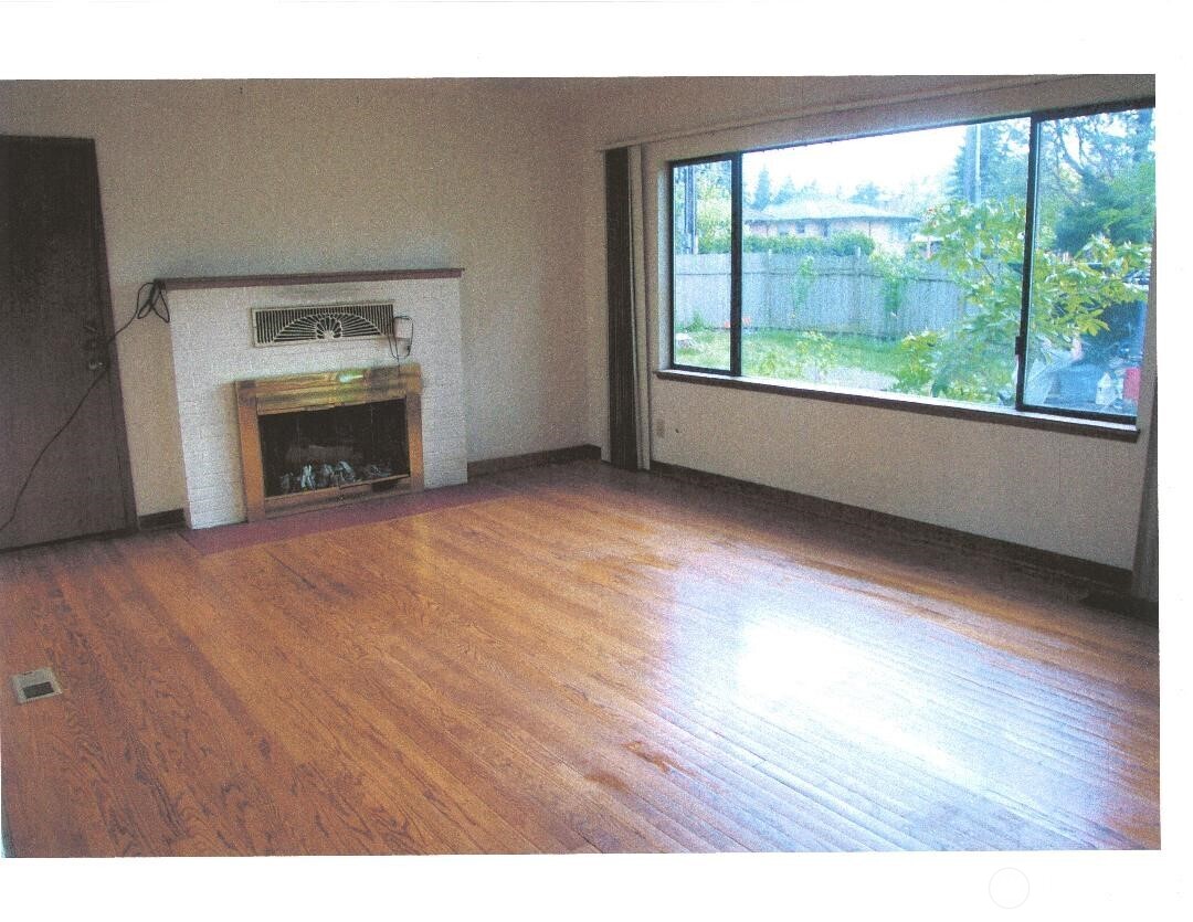 16006 Greenwood Avenue Property Photo 29